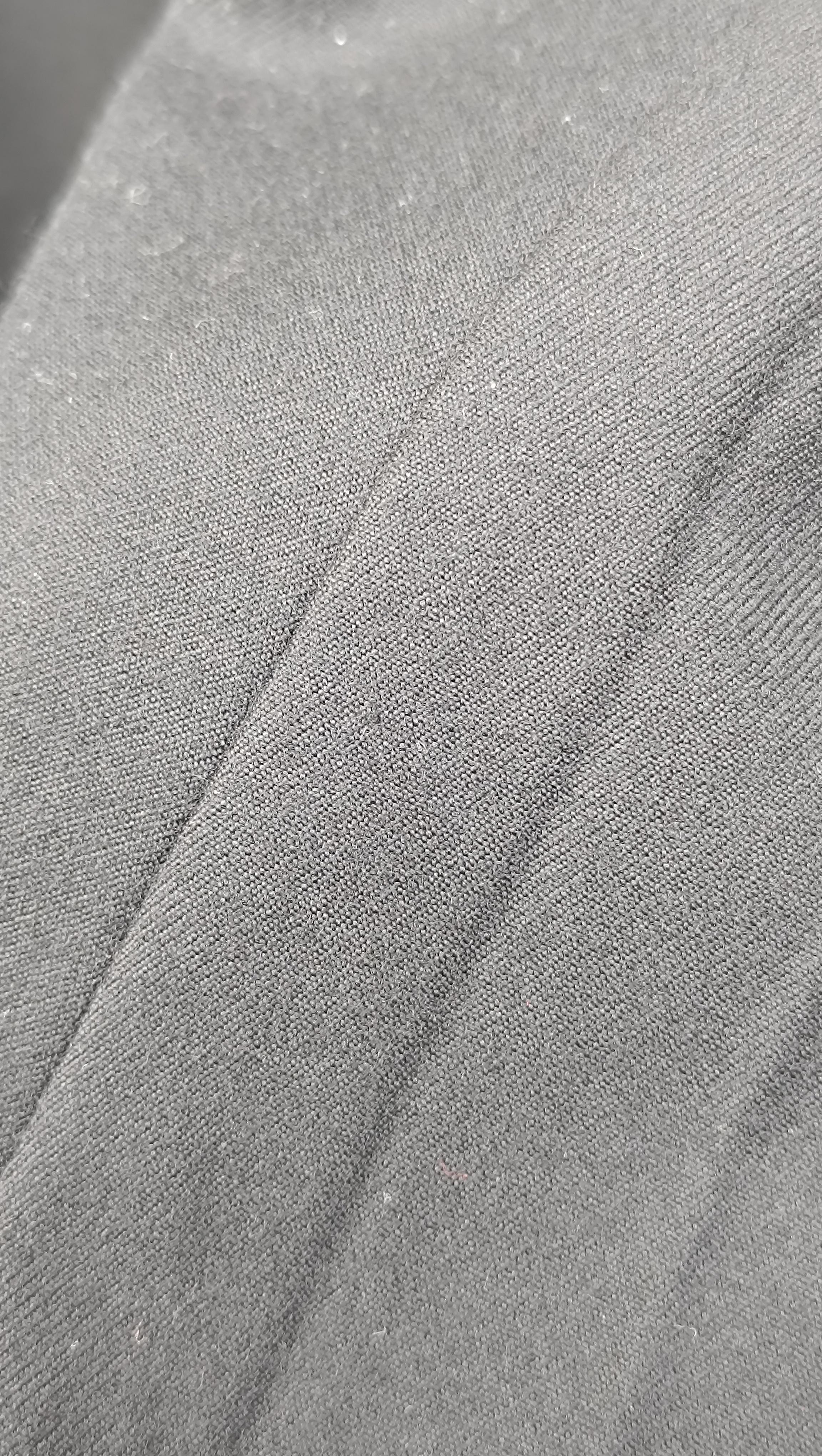 2000 Gli iconici pantaloni palazzo neri a pieghe di Alexander McQueen in vendita 4