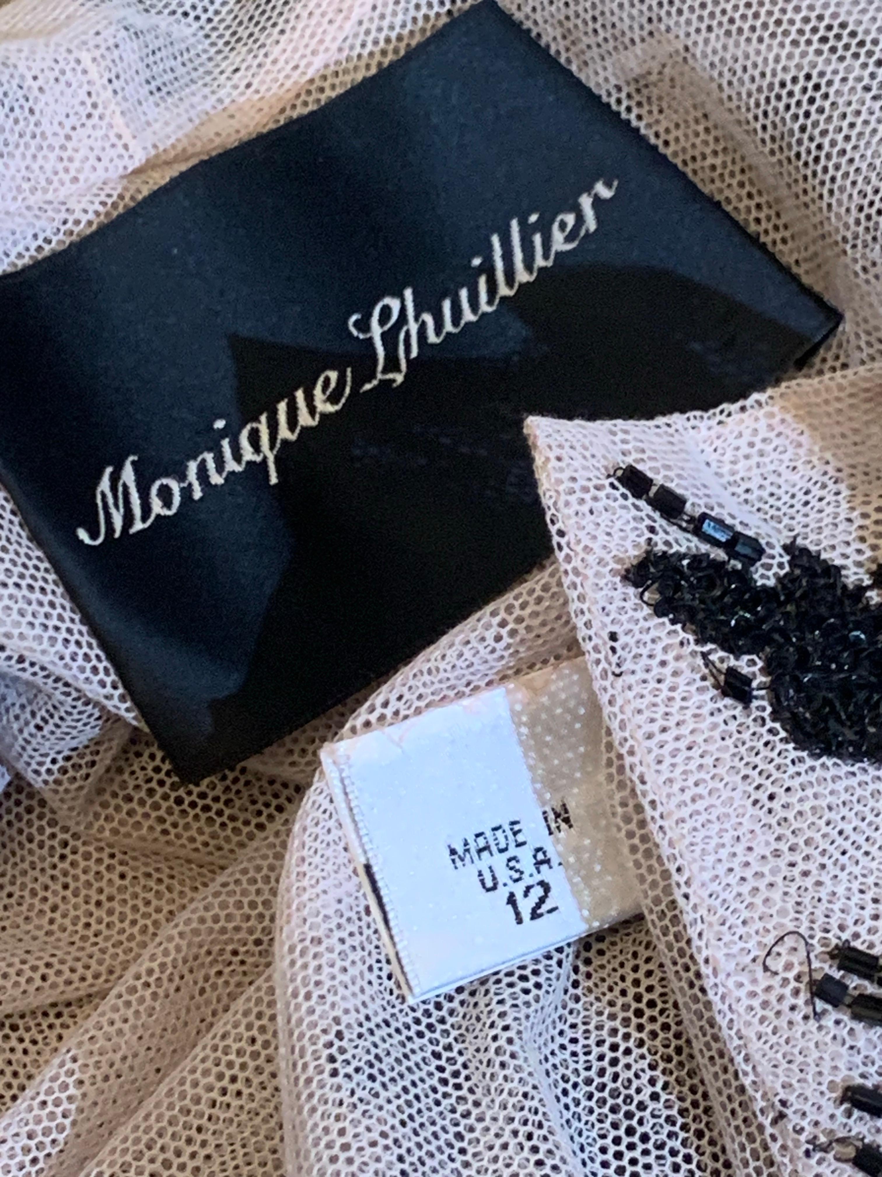 2000 Monique Lhuillier Conjunto de falda de baile con corpiño de seda negra, top de cuentas y fajín en venta 14