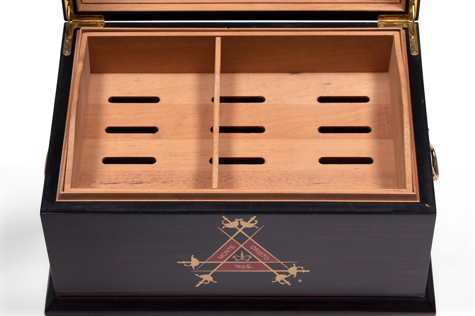 Montecristo Cup 2000 Humidor Limited Edition For Sale 3
