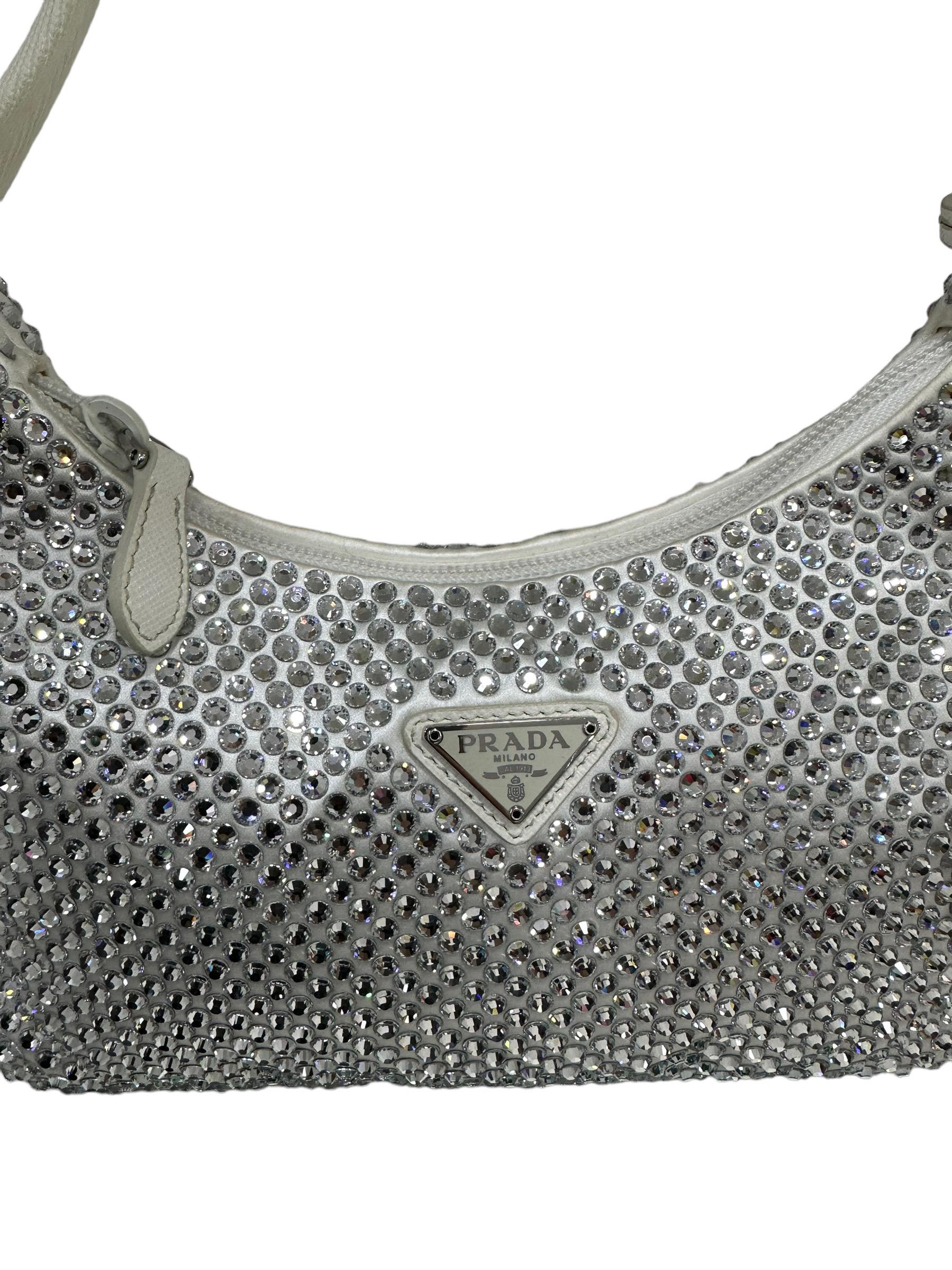 2000 Prada Re-Edition Crystal White Top Handle Bag In Good Condition In Torre Del Greco, IT