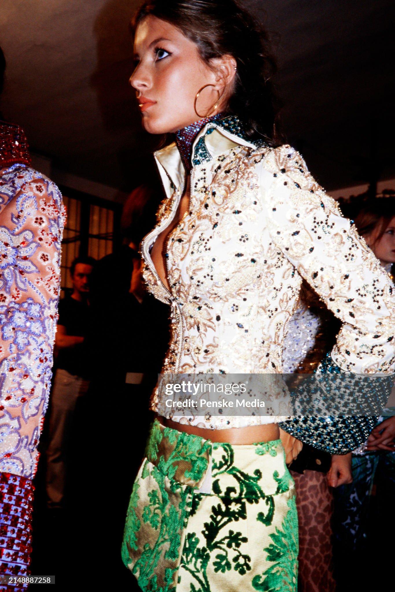 2000 S/S  Dolce & Gabbana jupe de défilé « Mix and Match » en vente 5
