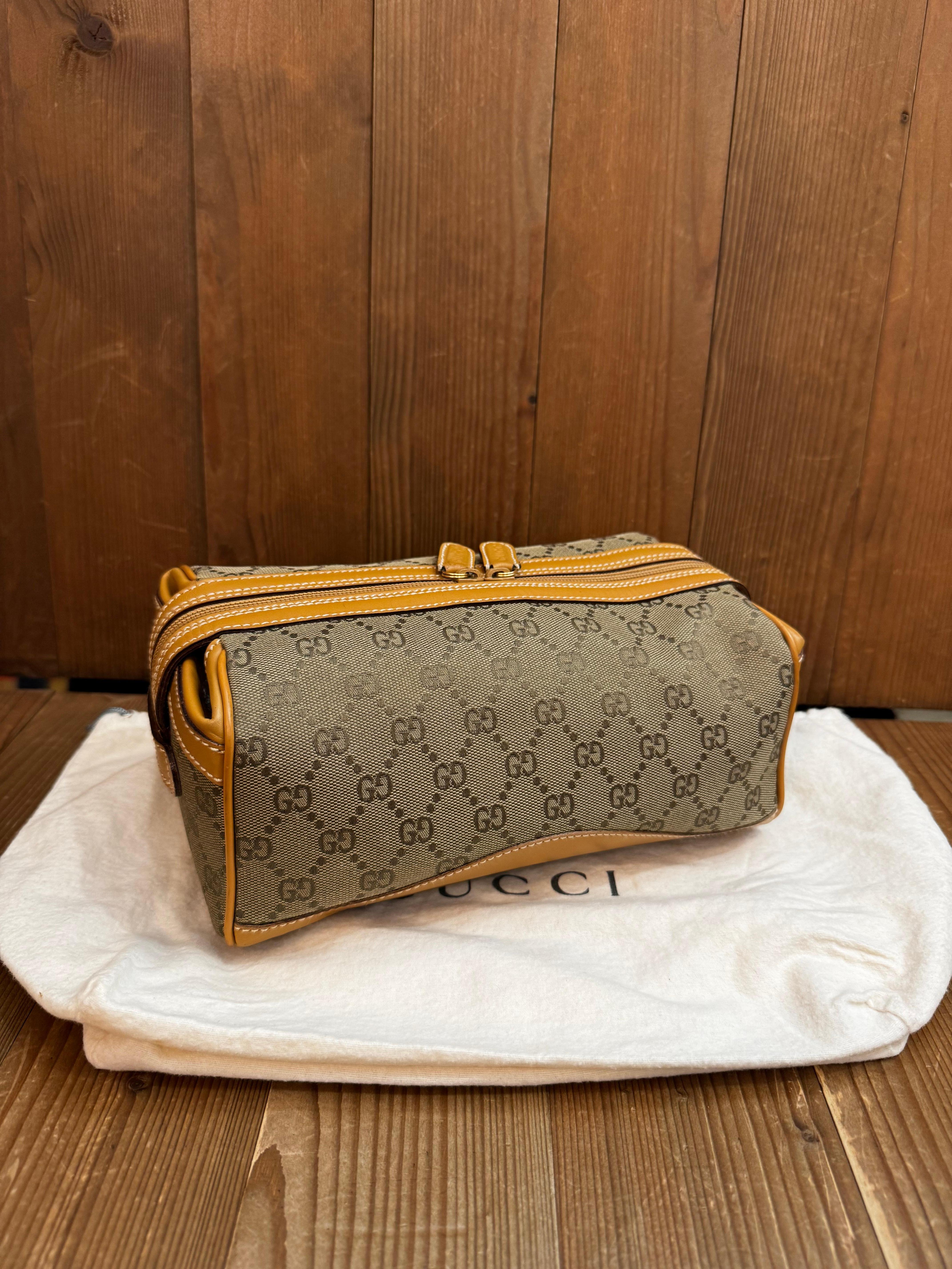 Marron 2000s Vintage GUCCI Monogram GG Jacquard Vanity Pouch Bag Khaki en vente