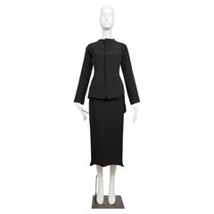 2000 YOHJI YAMAMOTO chaqueta y falda asimétricas de seda y cachemira RUNWAY