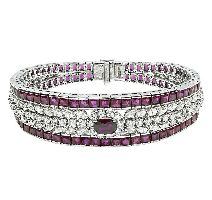 20.00ct Rubí 5.43ct Diamante Pulsera de Oro Corte oval en venta
