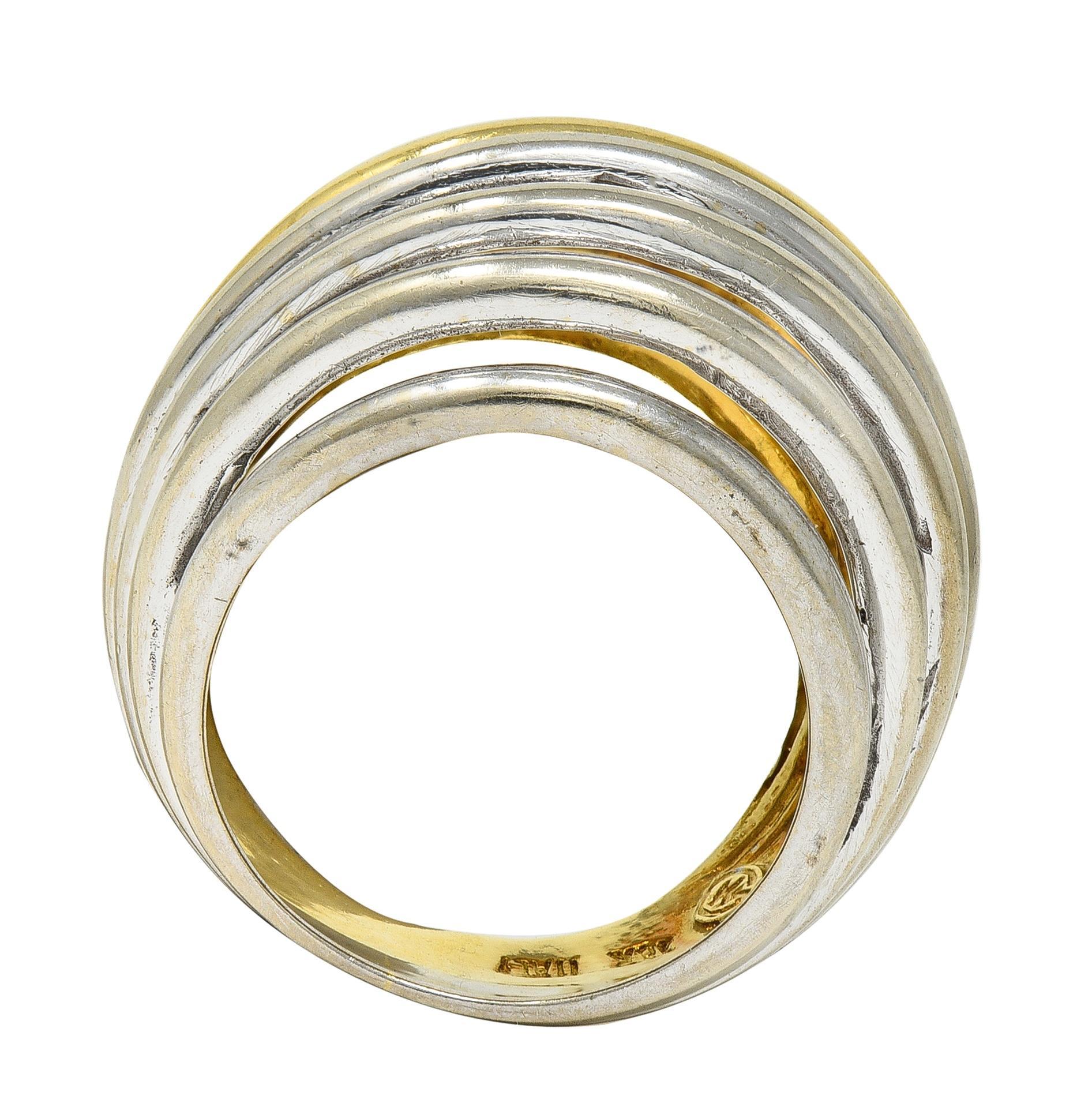 Anello a cupola a filo vintage in oro giallo e bianco a due tonalità, anni 2000, 18 carati in vendita 4