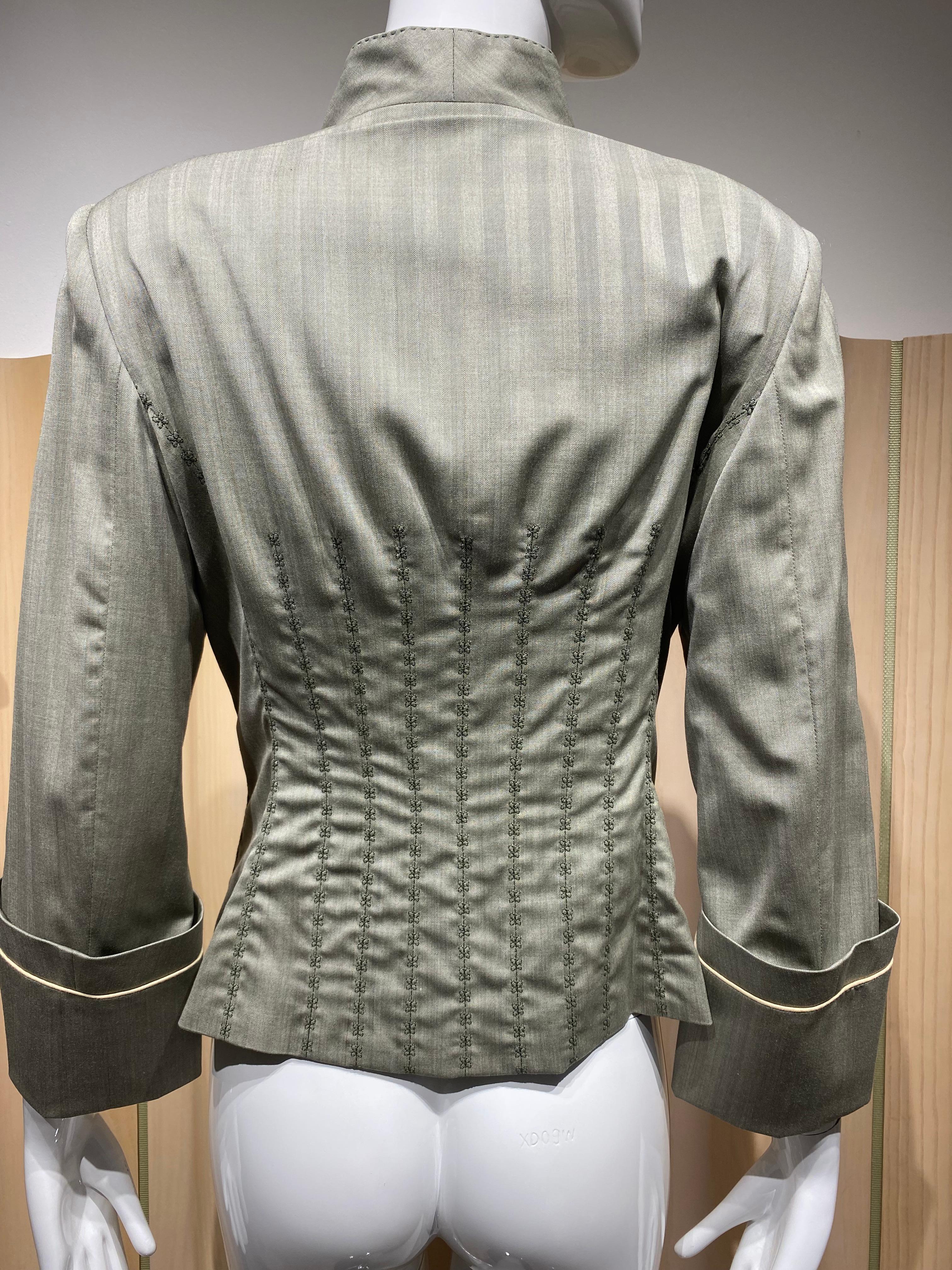 Ensemble veste et pantalon ajustés des années 2000 Alexander McQueen en vente 9