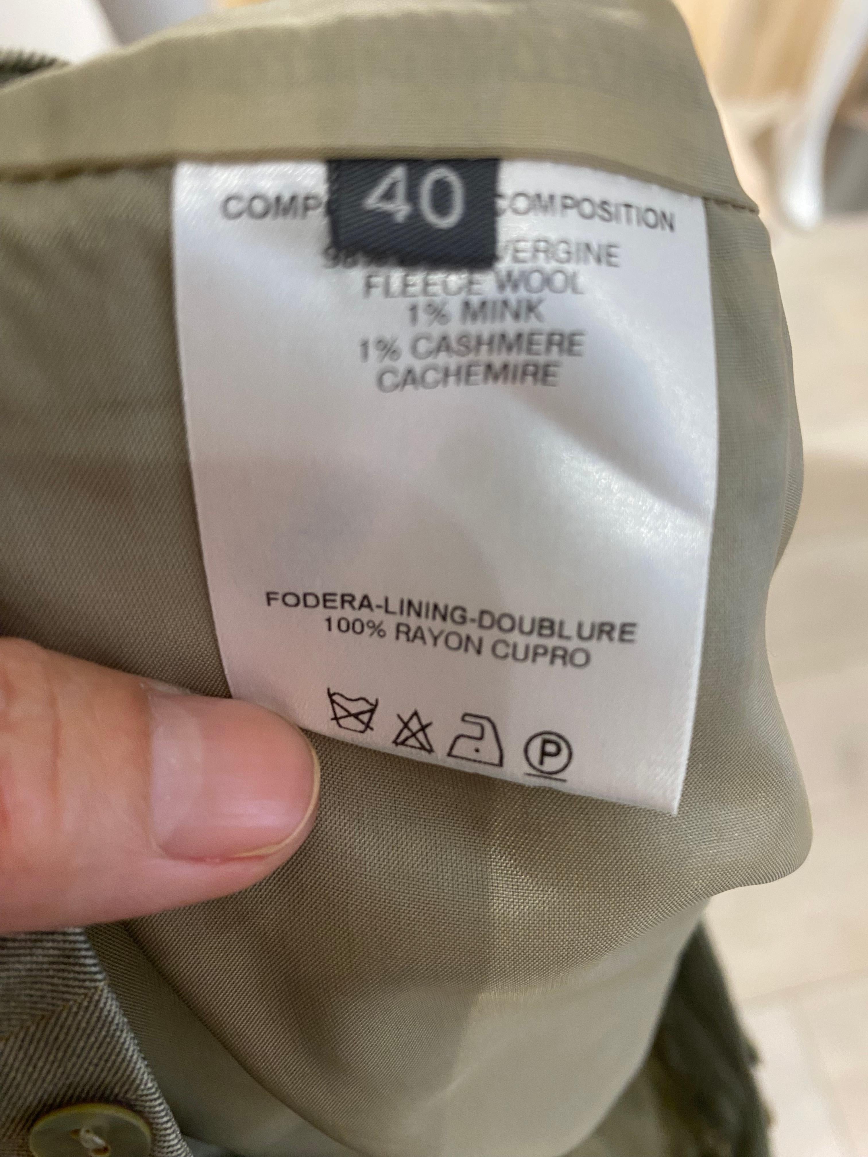 Ensemble veste et pantalon ajustés des années 2000 Alexander McQueen en vente 3