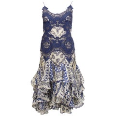 Abito da cocktail in pizzo e stampa di Alexander McQueen del 2000