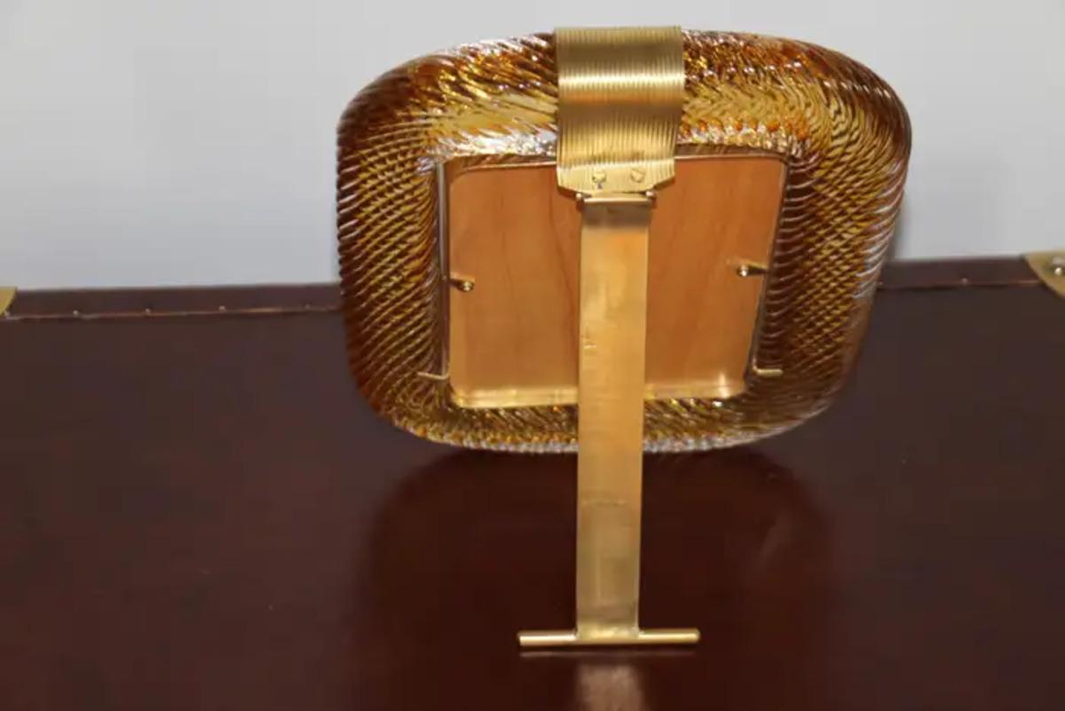 2000's Amber Gold gedreht Murano Glas und Messing Fotorahmen von Barovier e Toso (Handgefertigt) im Angebot