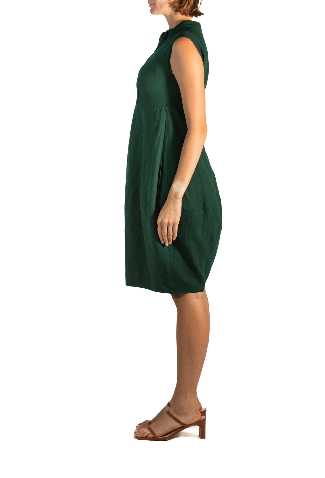 2000S Aquilano Rimondi Dark Hunter Green Wool Dress

Decade: 2000s.

Material: Wool .

Vintage condition: Excellent.