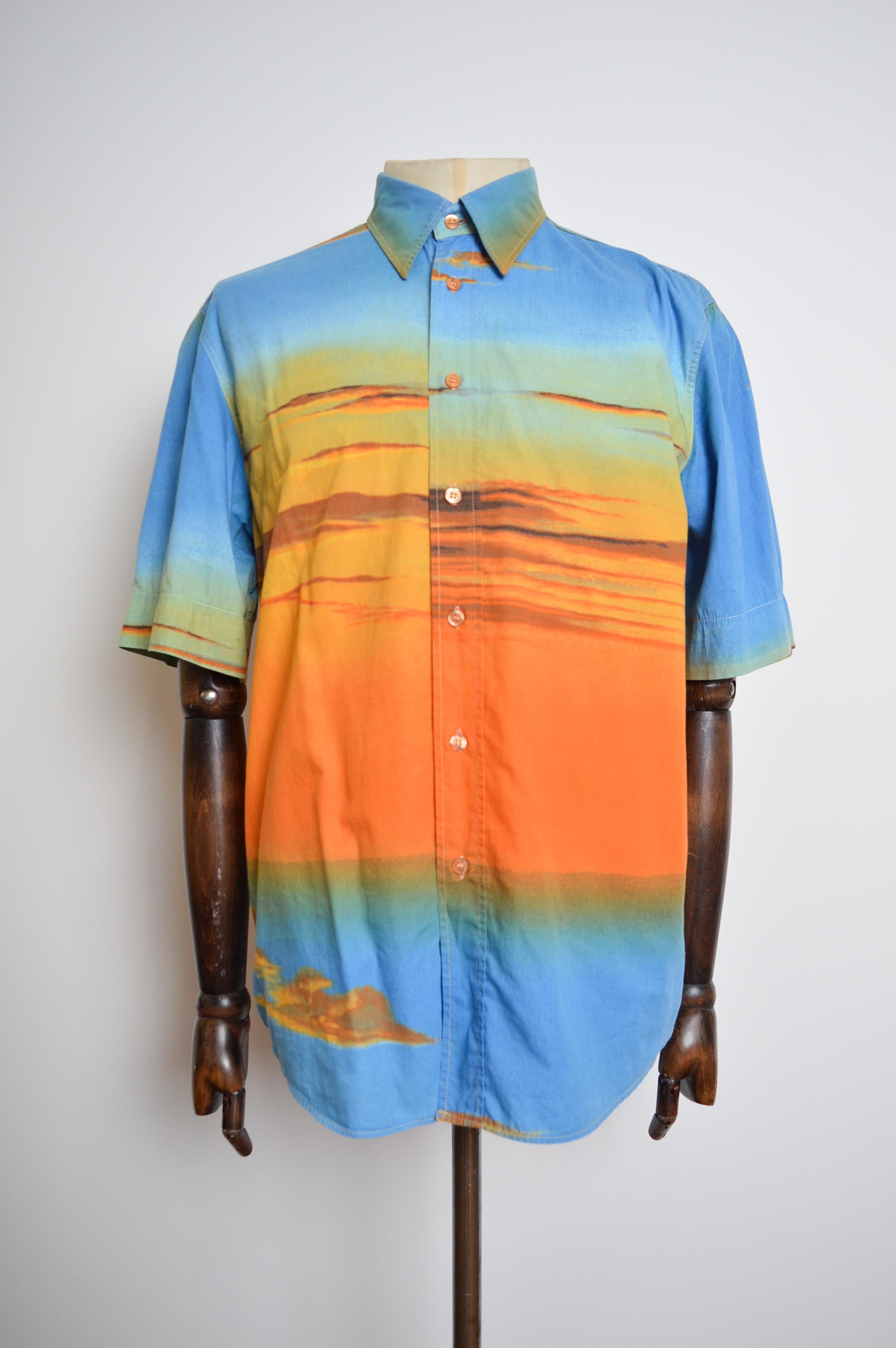 2000's Archive MOSCHINO Sonnenuntergang Druck bunte Sommer Ibiza Muster Shirt Herren im Angebot
