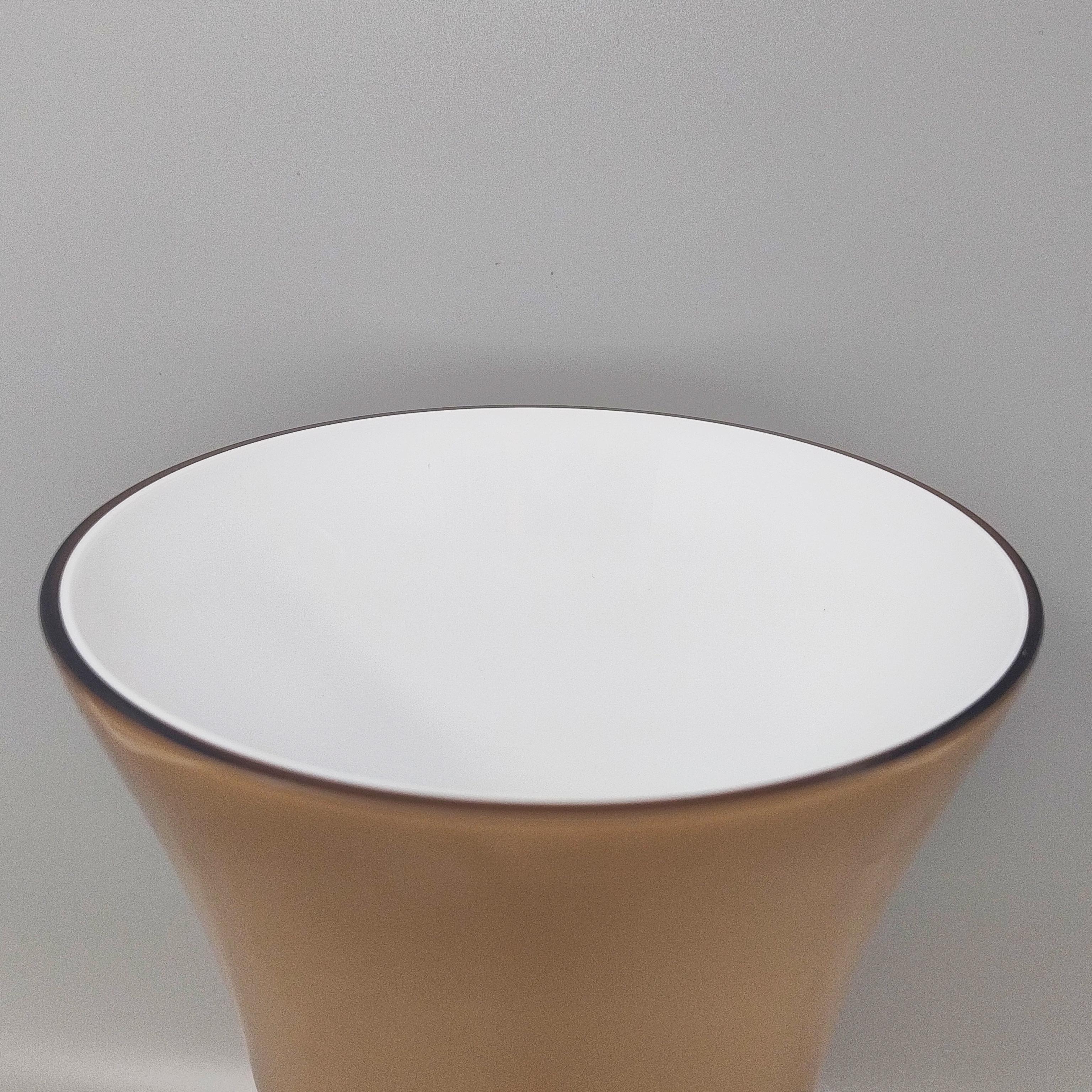 Italiano Vaso sorprendente degli anni 2000 di Carlo Nason in vetro di Murano. Prodotto in Italia in vendita