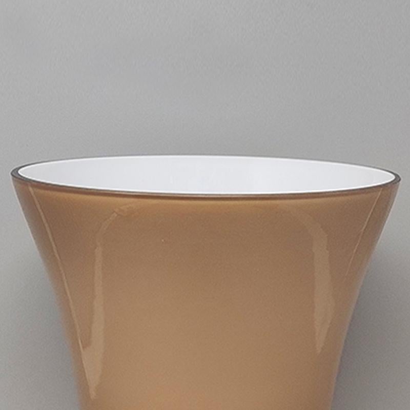 XXI secolo e contemporaneo Vaso sorprendente degli anni 2000 di Carlo Nason in vetro di Murano. Prodotto in Italia in vendita