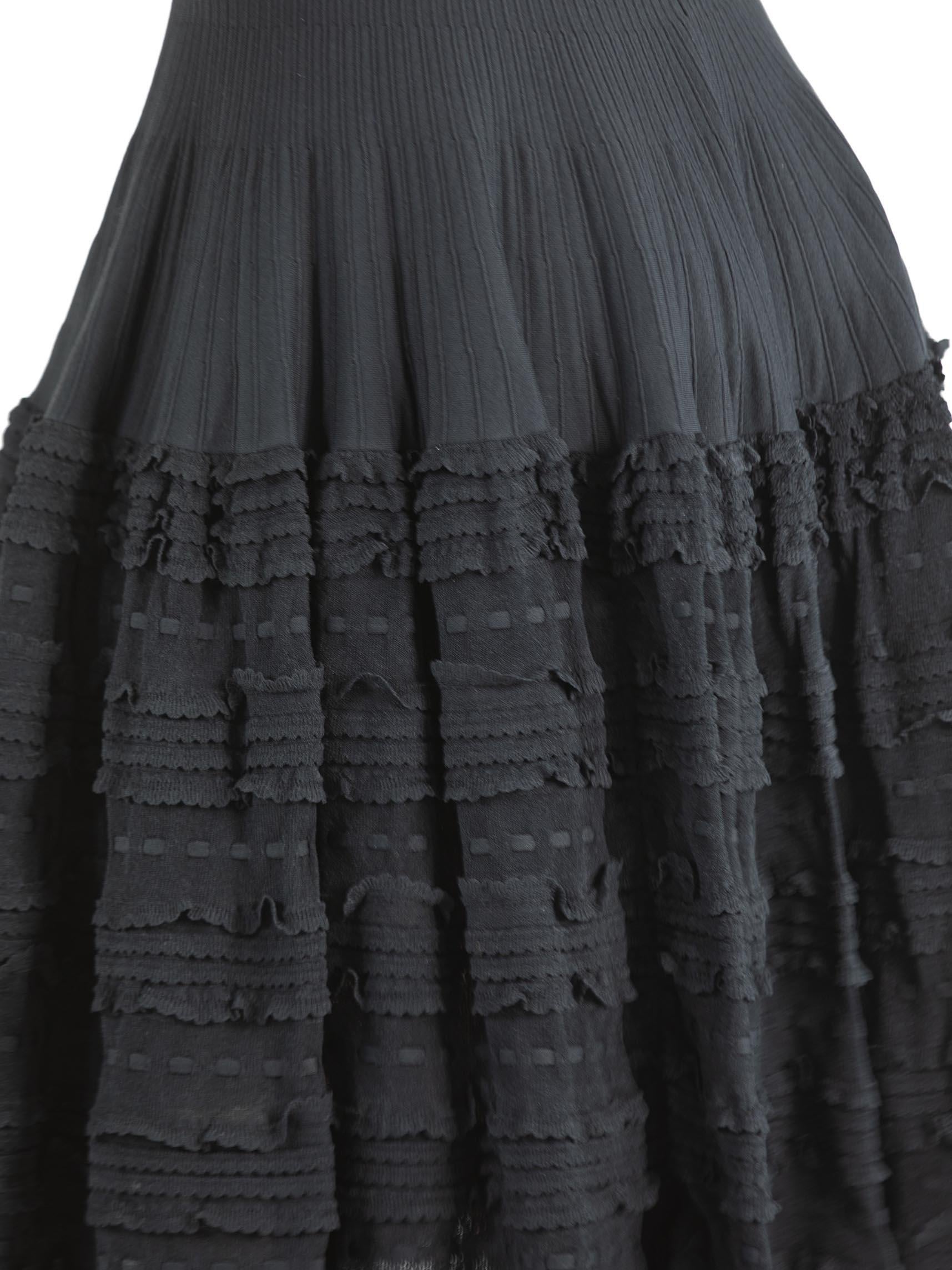 2000S AZZEDINE ALAIA Black White Rayon Blend Crotchet Knit A Line Skirt And Tan For Sale 4