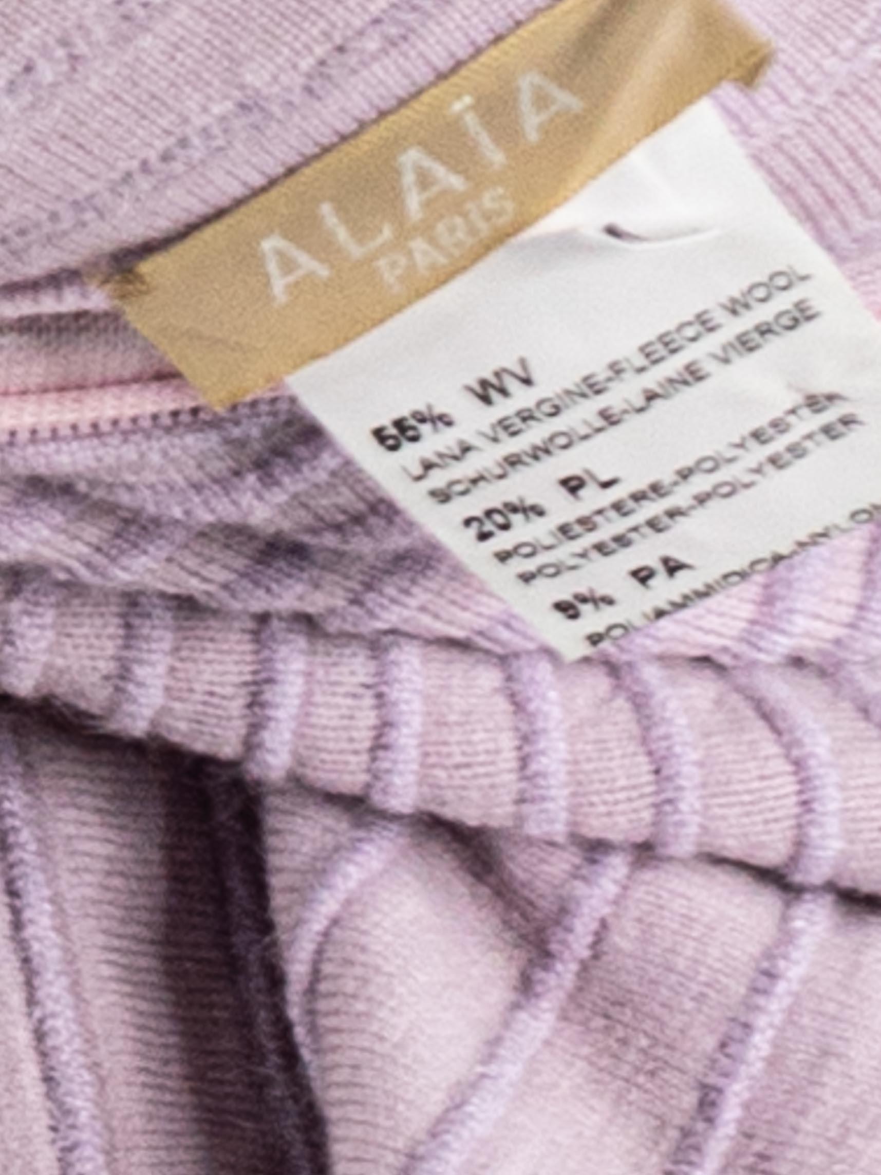 2000S AZZEDINE ALAIA Lilac Wool Blend V Neck A Line  Dress Knit Ruffle Trim For Sale 5