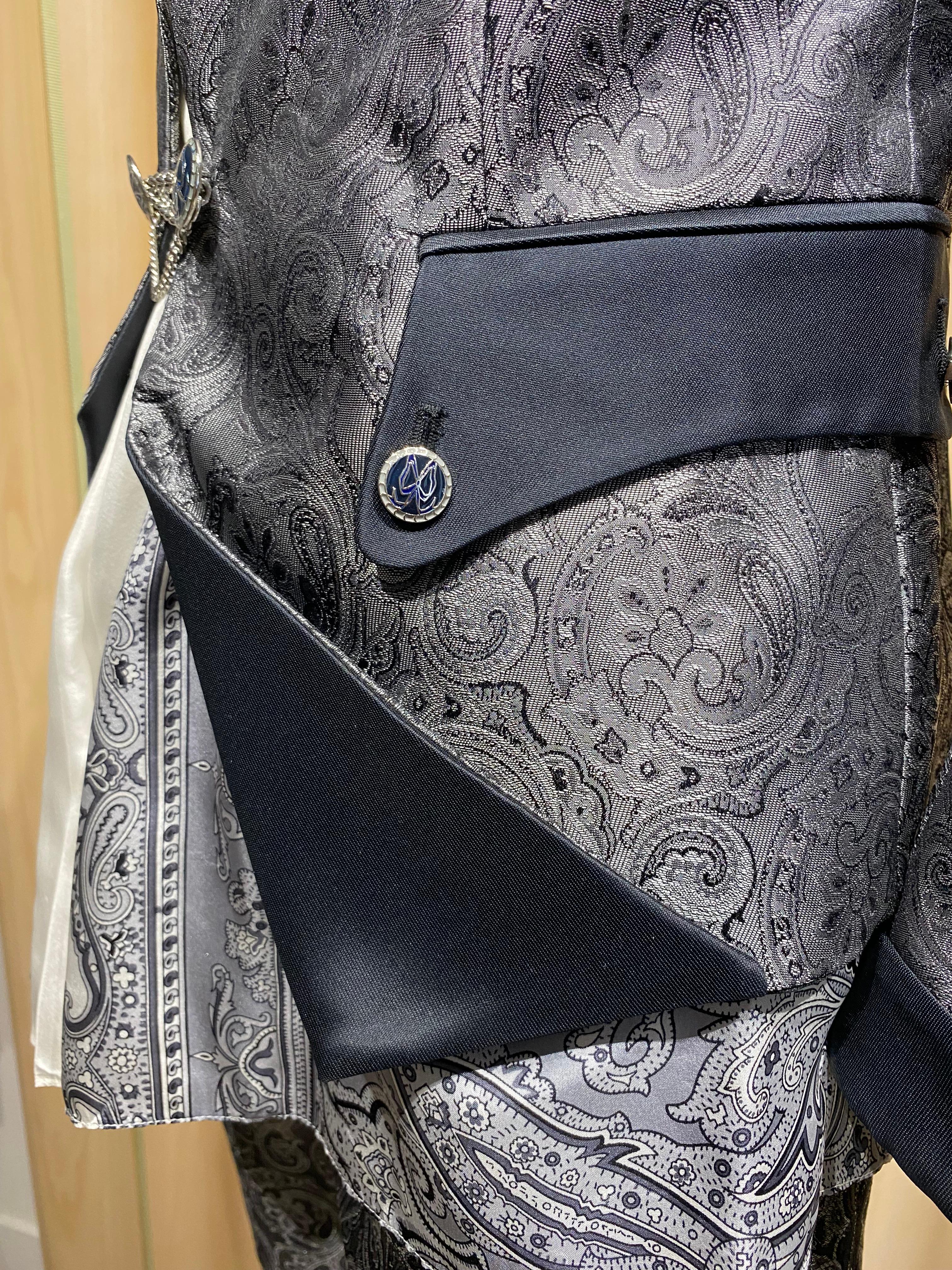 2000s Balenciaga Paisley Print  Three piece Suit by Nicolas Ghesquière In Excellent Condition For Sale In Beverly Hills, CA