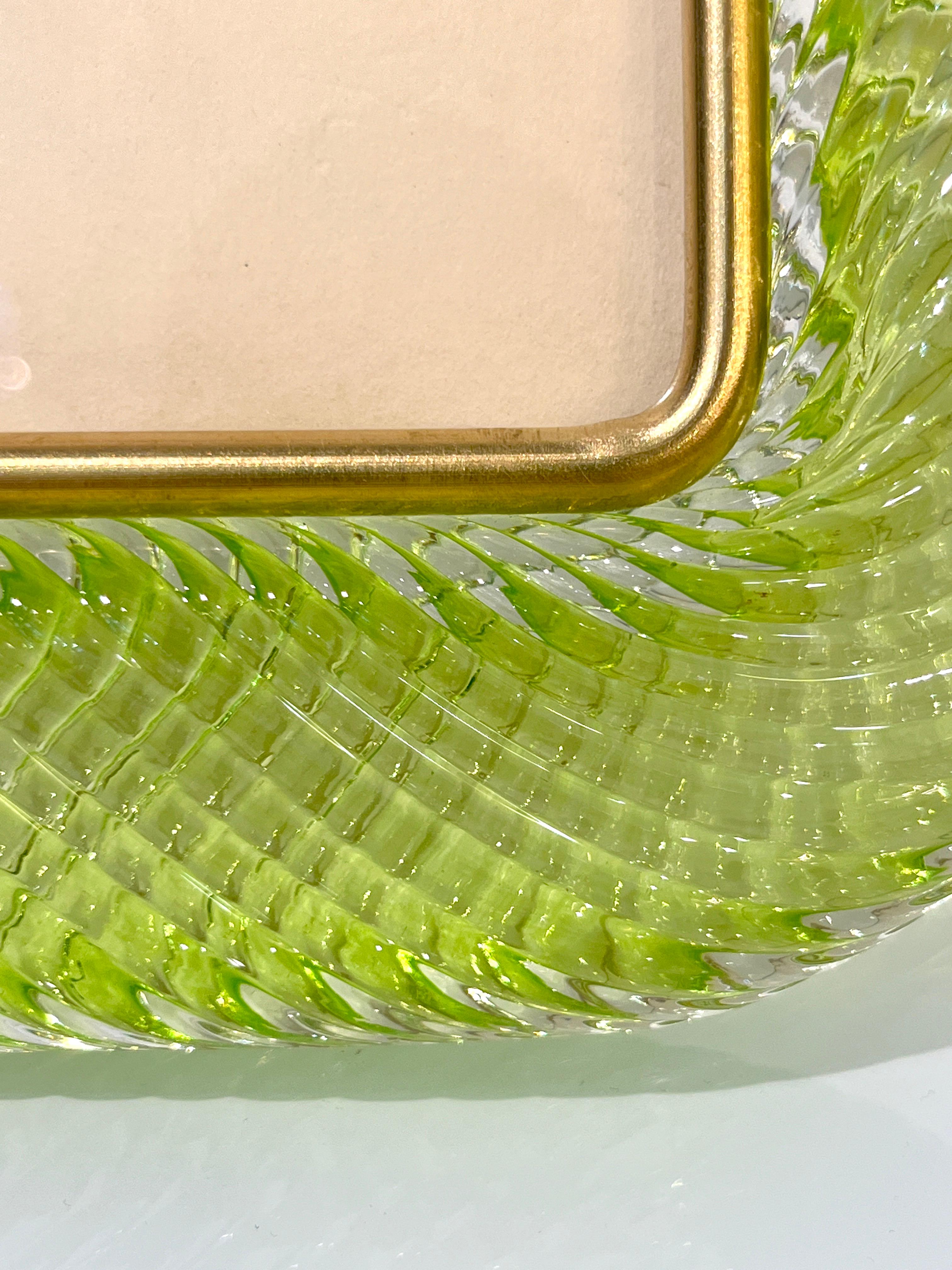 2000er Barovier Toso Italienischer Smaragdgrüner Murano Glas und Messing Bilderrahmen im Angebot 1