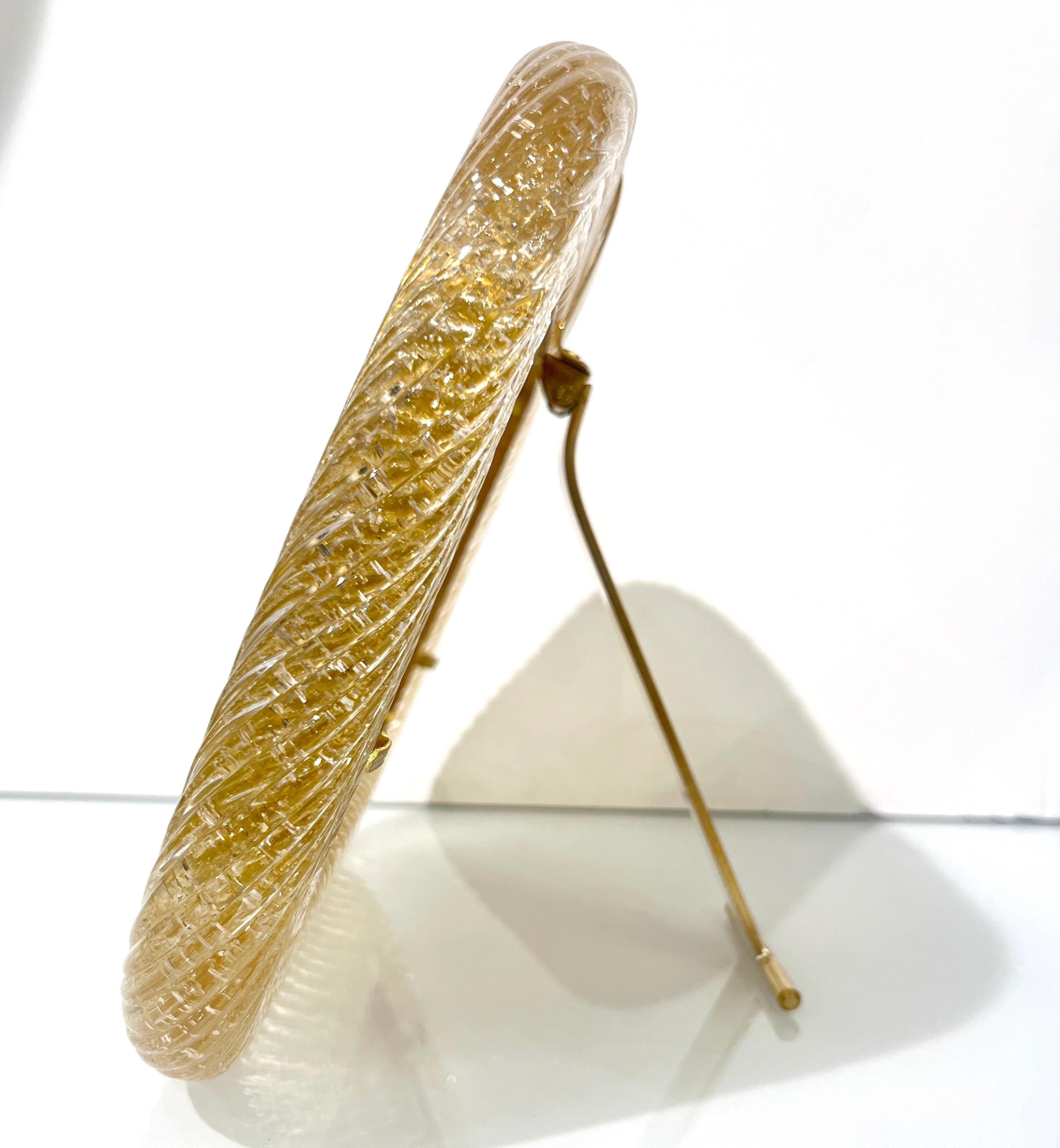 2000s Barovier Toso Italian Twisted Gold Leaf Murano Glass Brass Picture Frame In New Condition For Sale In New York, NY
