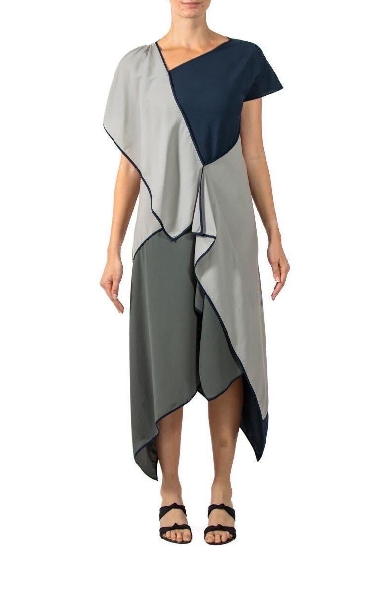 2000S Black & Grey Asymmetrical Polyester Crepe De Chine Limited Edition R For Sale 5