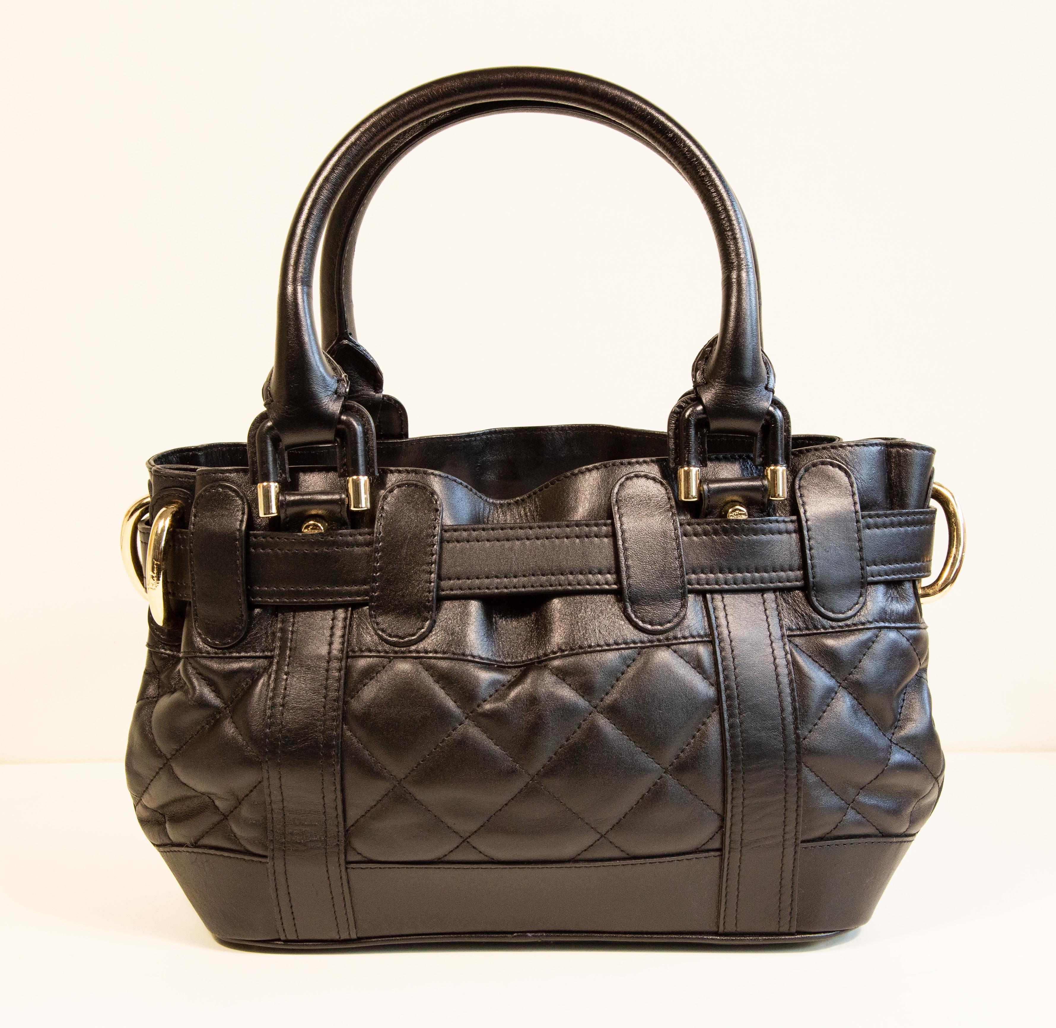 2000s Burberry Beaton Handbag in Black Quilted Leather For Sale 1