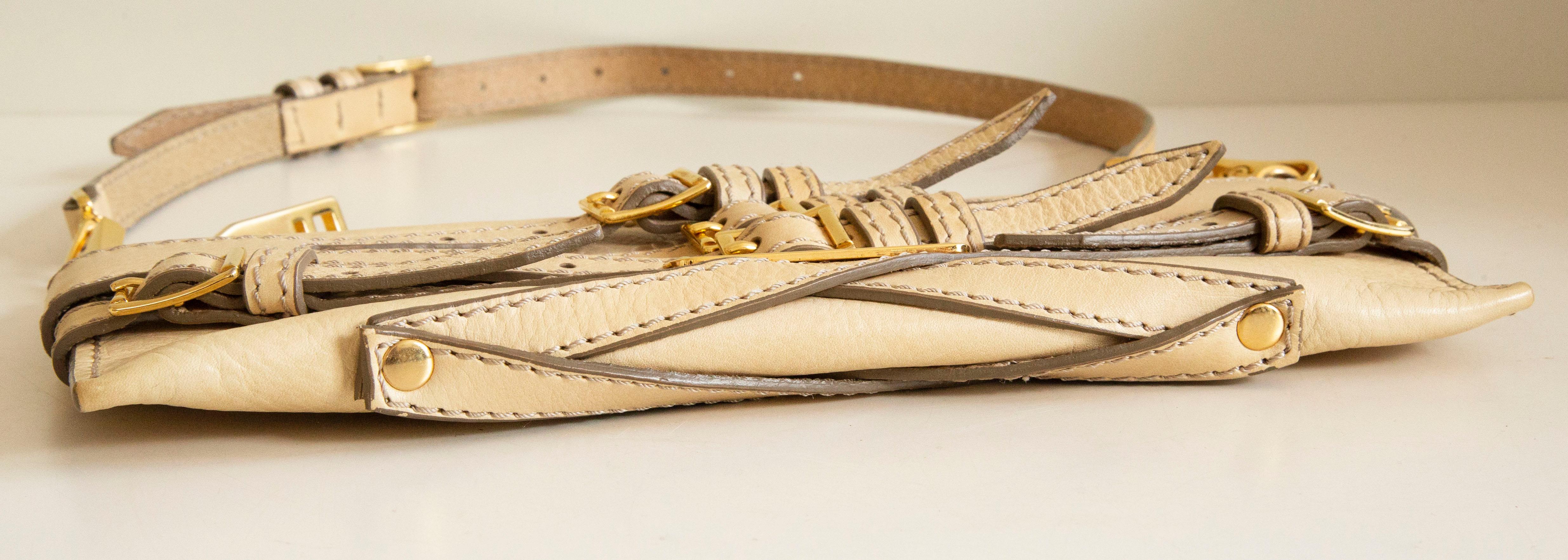 Women's or Men's 2000s Burberry Bridle Beige Leather Clutch Shoulder Bag For Sale
