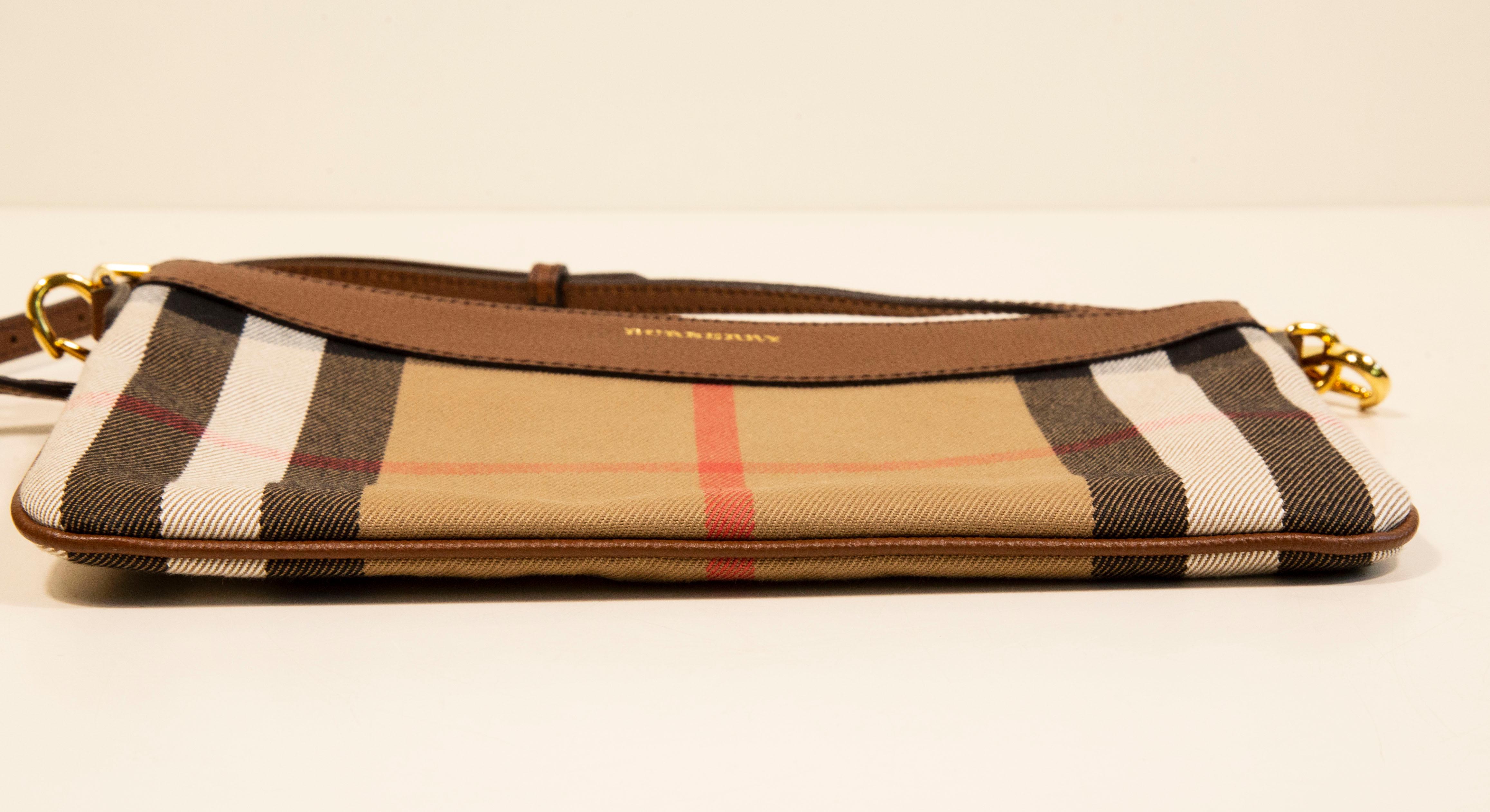 Women's or Men's 2000s Burberry Classic Check Canvas Crossbody Bag Clutch