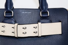 Borsa Burberry anni 2000 con cintura a due vie blu navy