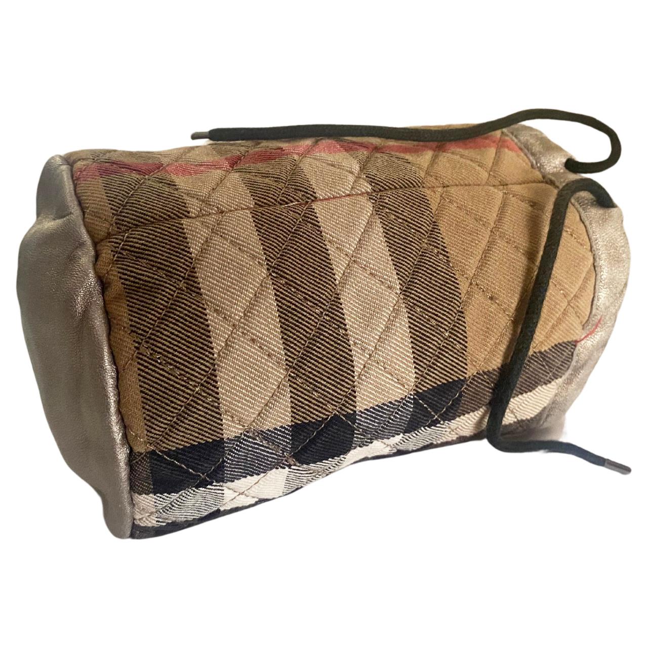 2000s Burberry Nova Check Cloth Quilt Pouch 1