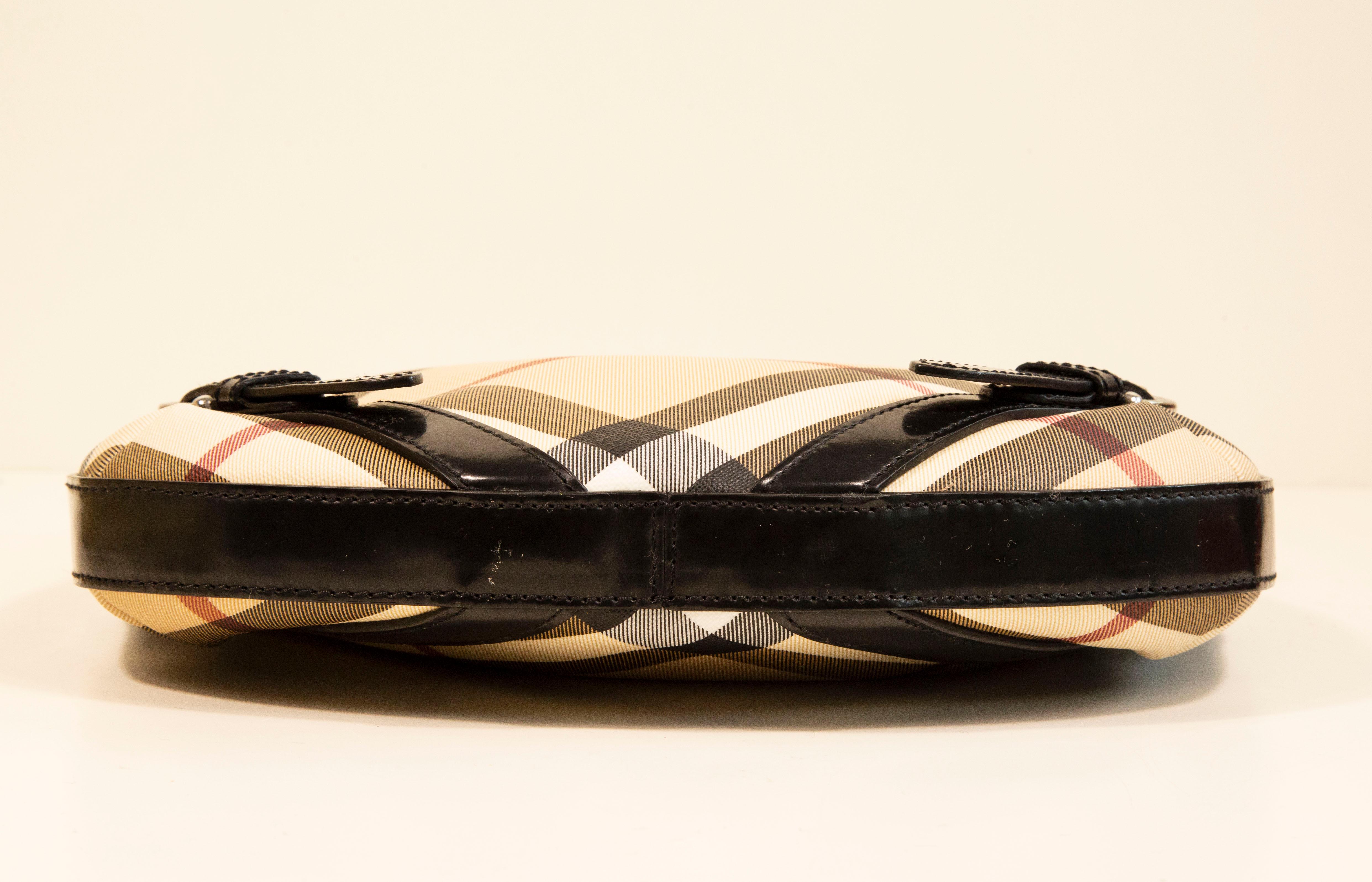 Women's or Men's 2000s Burberry Nova Check PVC and Black Leather Hobo Bag For Sale