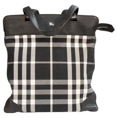 Schwarze Tote Bags