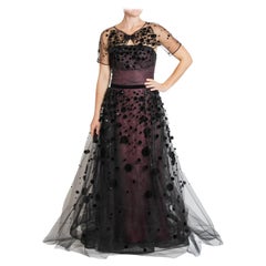 2000S Carolina Herrera Black & Burgundy Silk Beaded Tulle Strapless Ball Gown W