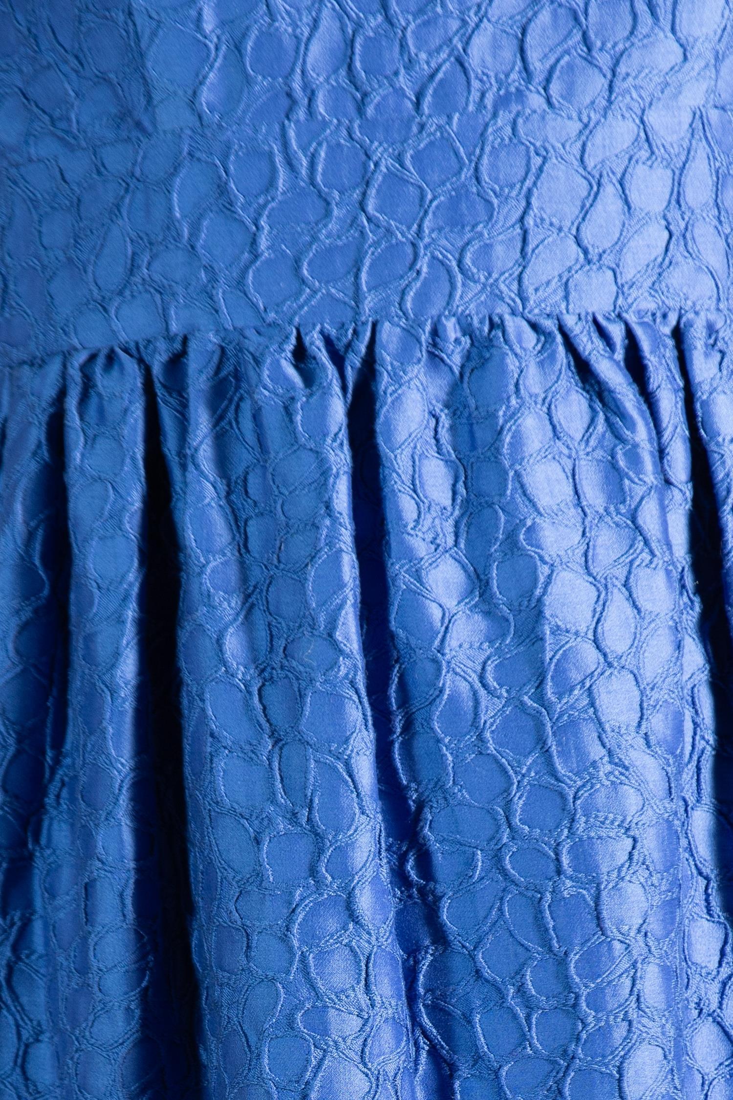 2000S Carolina Herrera Blue Silk Blend Jacquard Dress For Sale 4