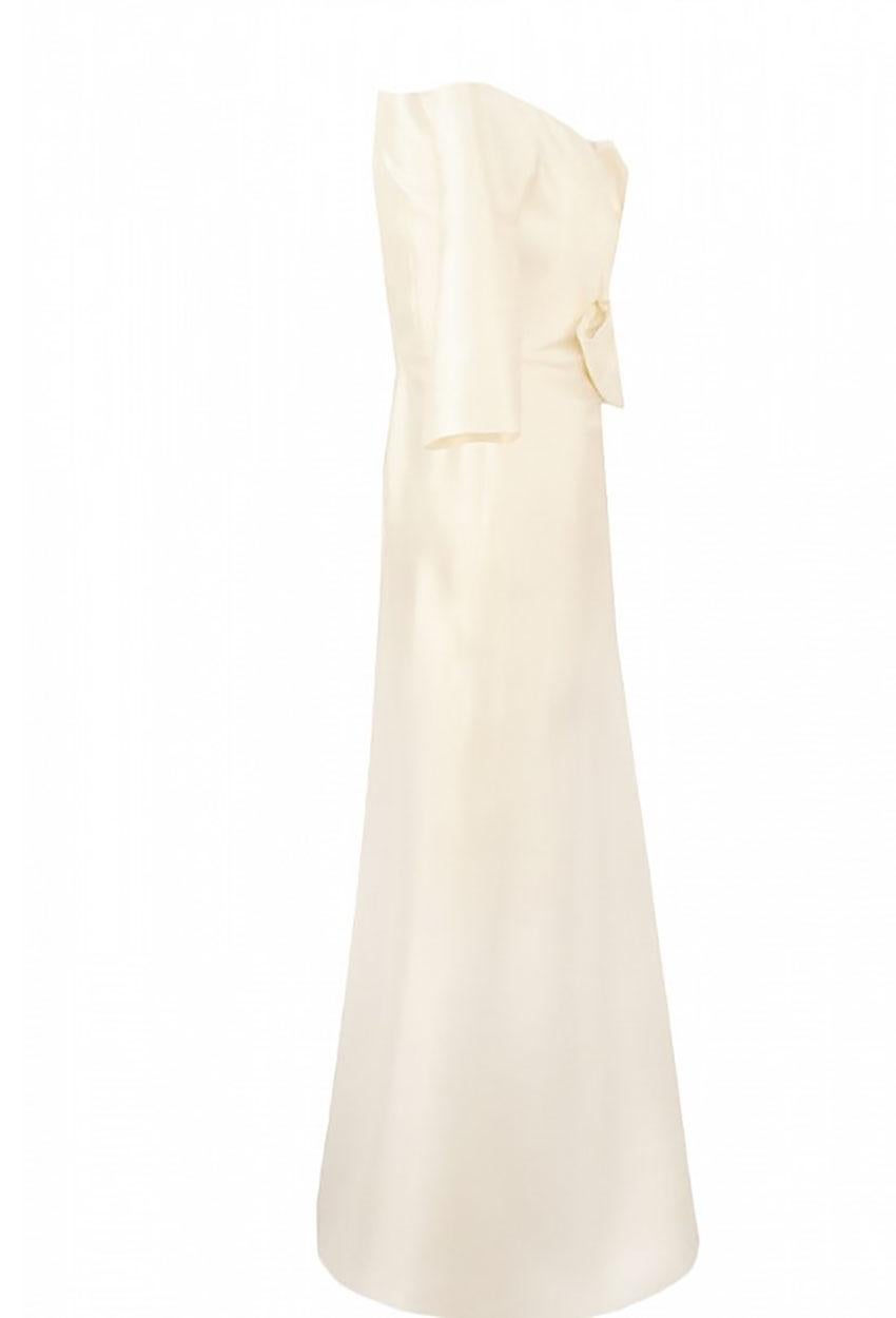 2000s CARVEN VINTAGE IVORY EVENING LONG BOW DRESS Size FR 36 In Good Condition In Montgomery, TX