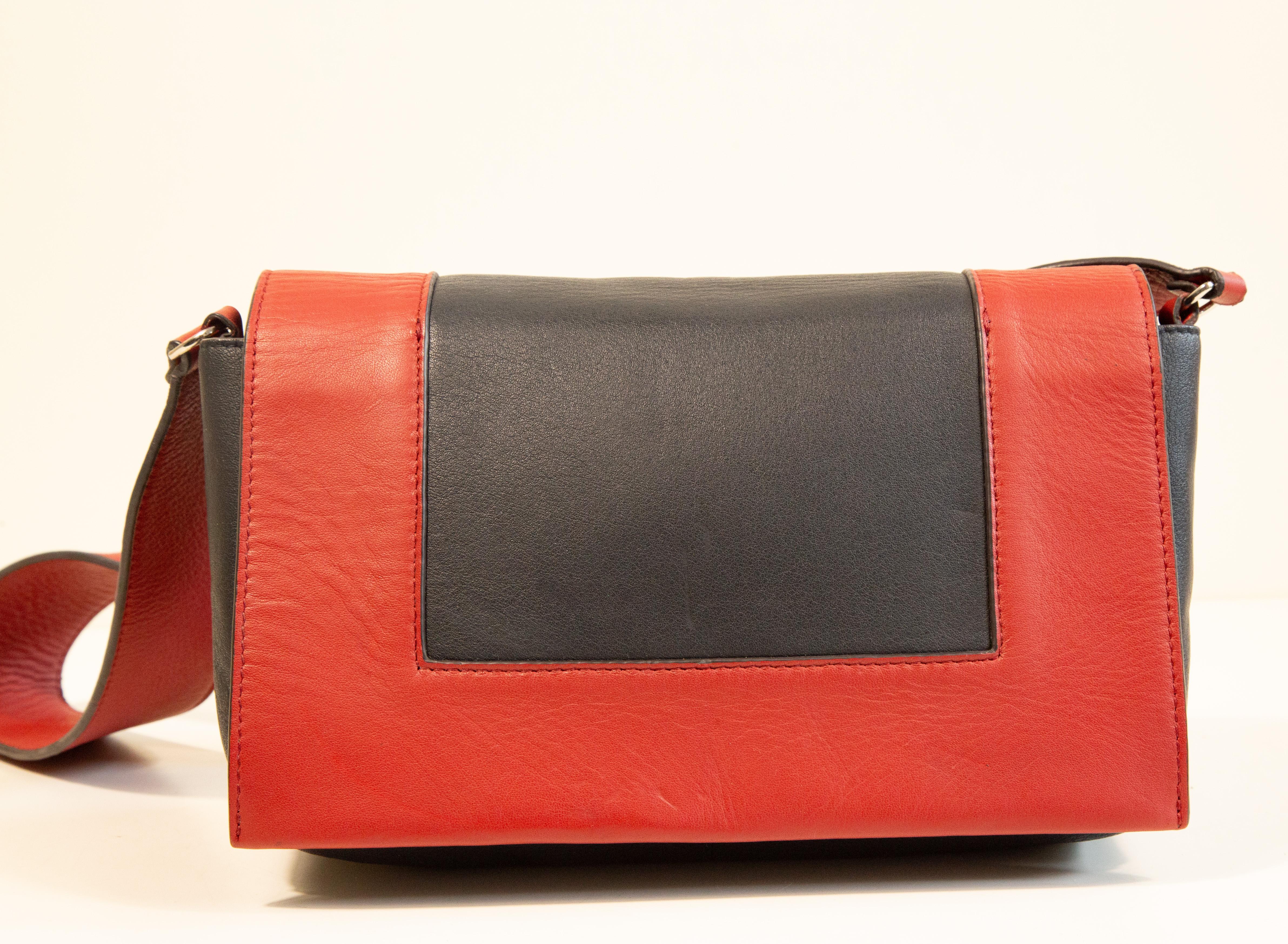 Women's or Men's 2000s Celine Frame Shoulder Bag Red & Anthracite Leather For Sale