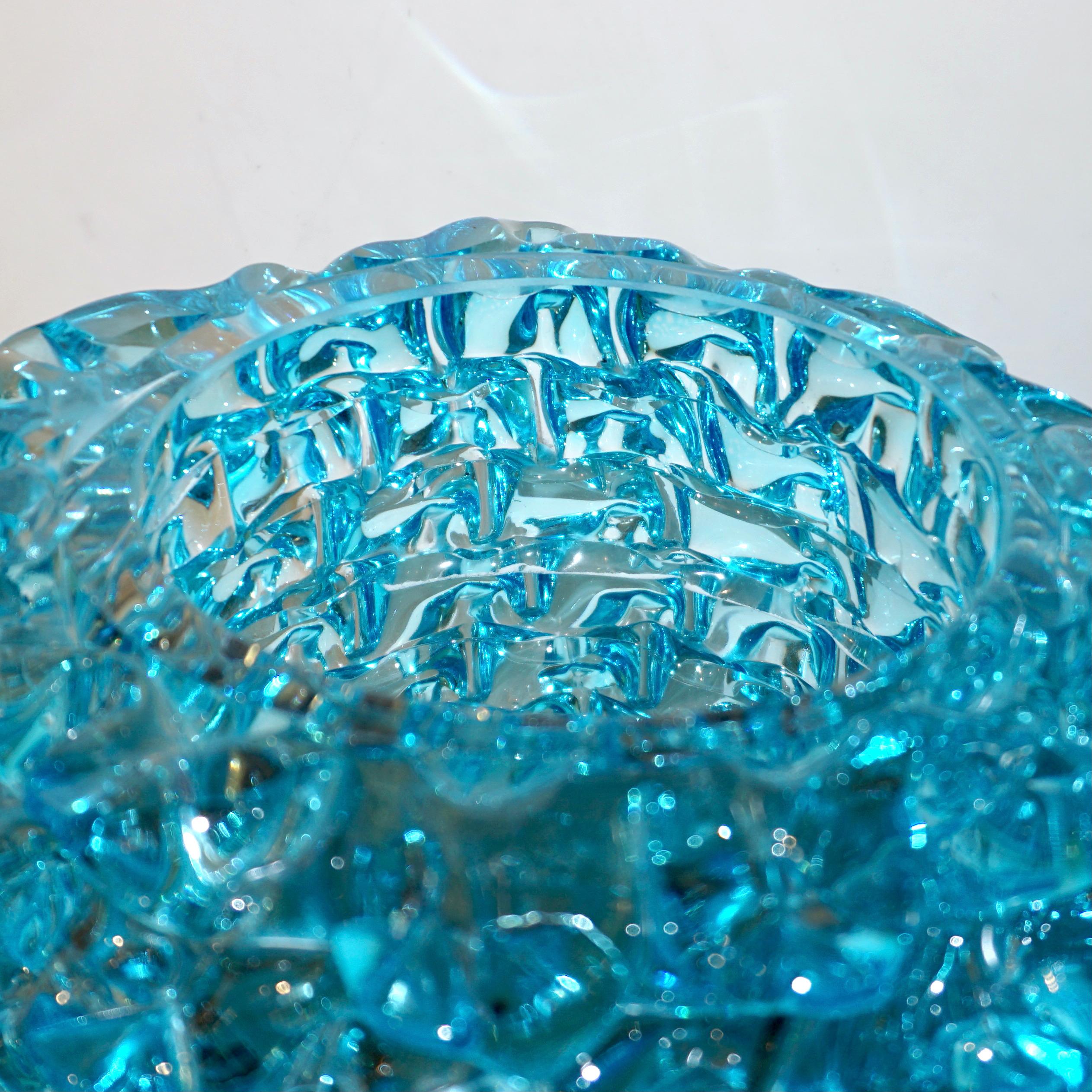 Fatto a mano Vaso Ovoidale in Vetro di Murano Rostrato Blu Acquamarina Cenedese degli anni 2000 in vendita