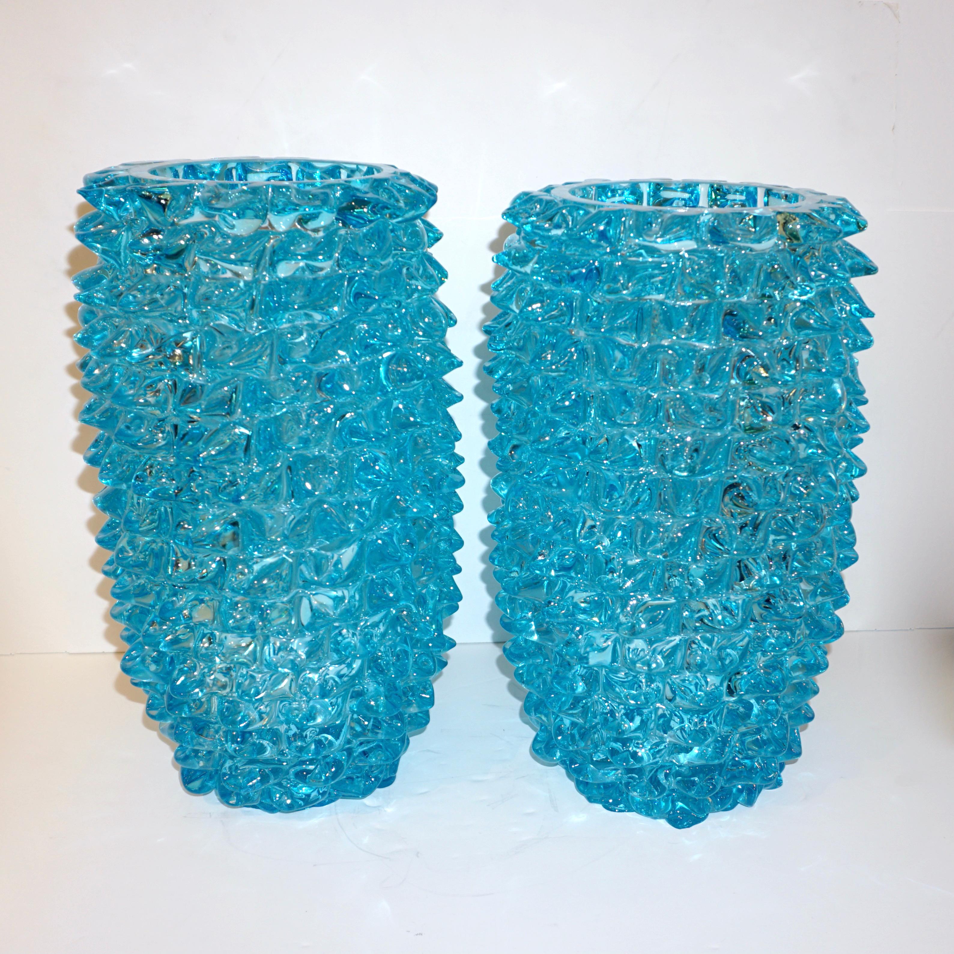 Vaso Ovoidale in Vetro di Murano Rostrato Blu Acquamarina Cenedese degli anni 2000 in vendita 1