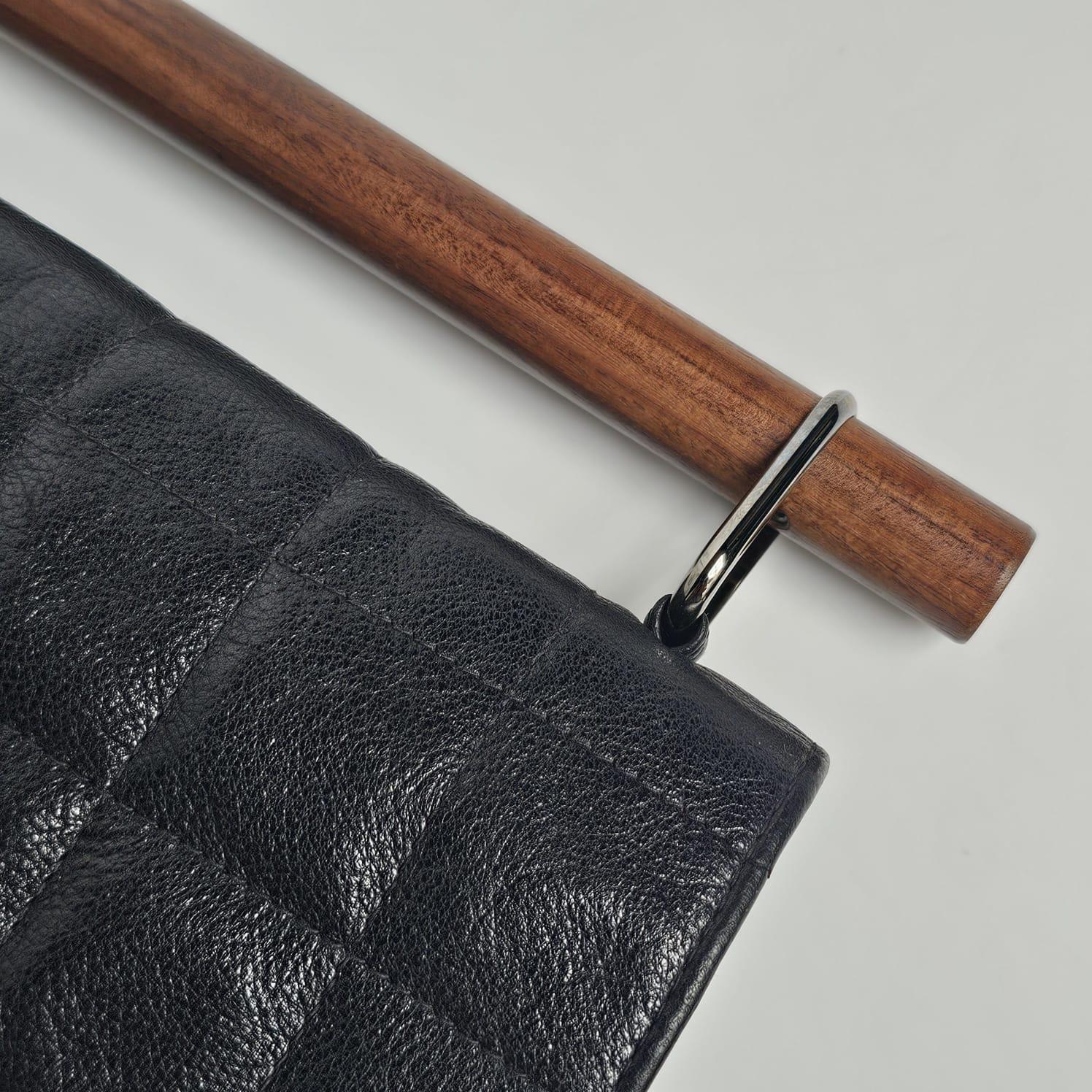 2000s Chanel Black Quilted Wooden Top Handle Reissue Clutch 2