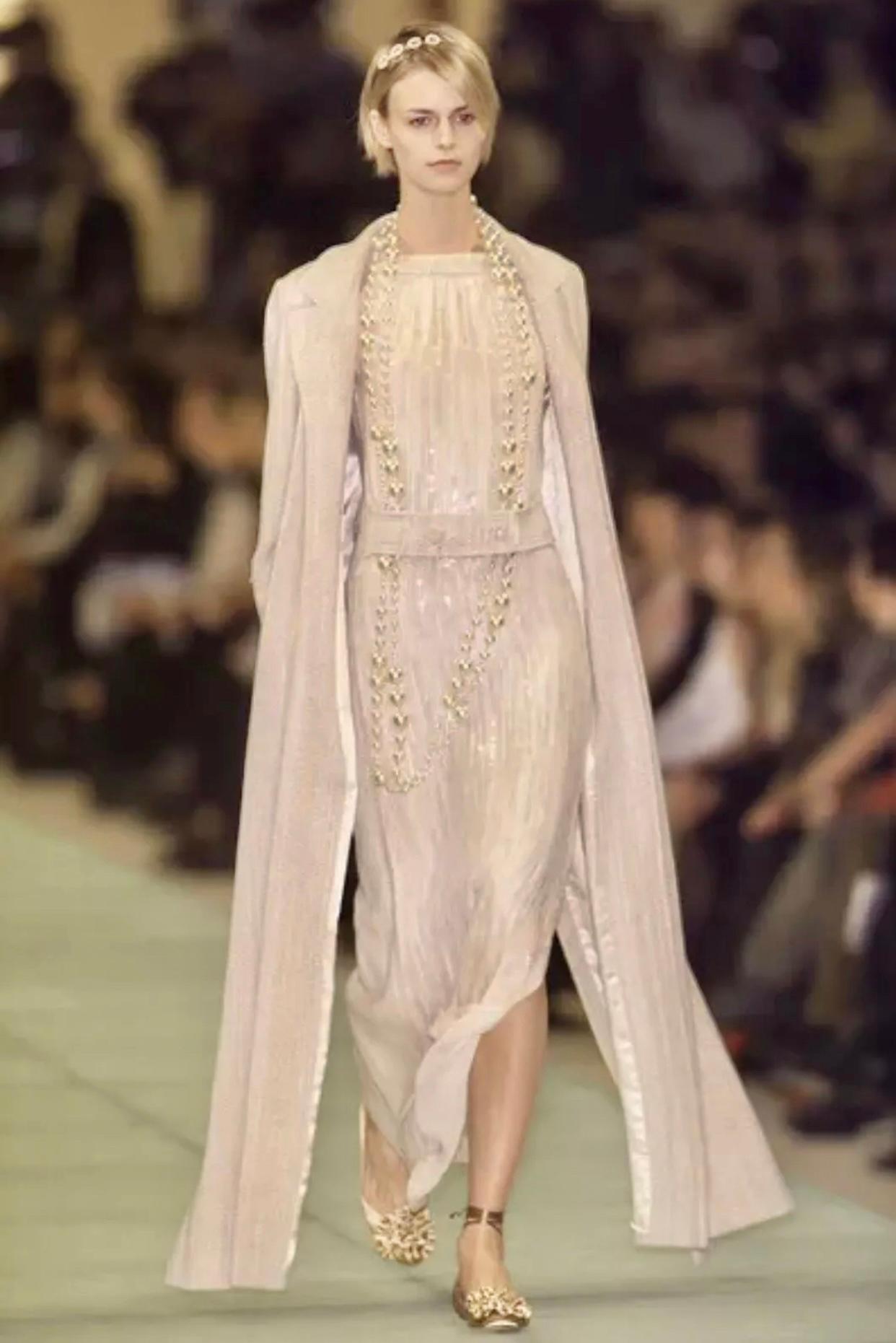 2000s Chanel Cream  Tweed Dress and Coat set For Sale 5