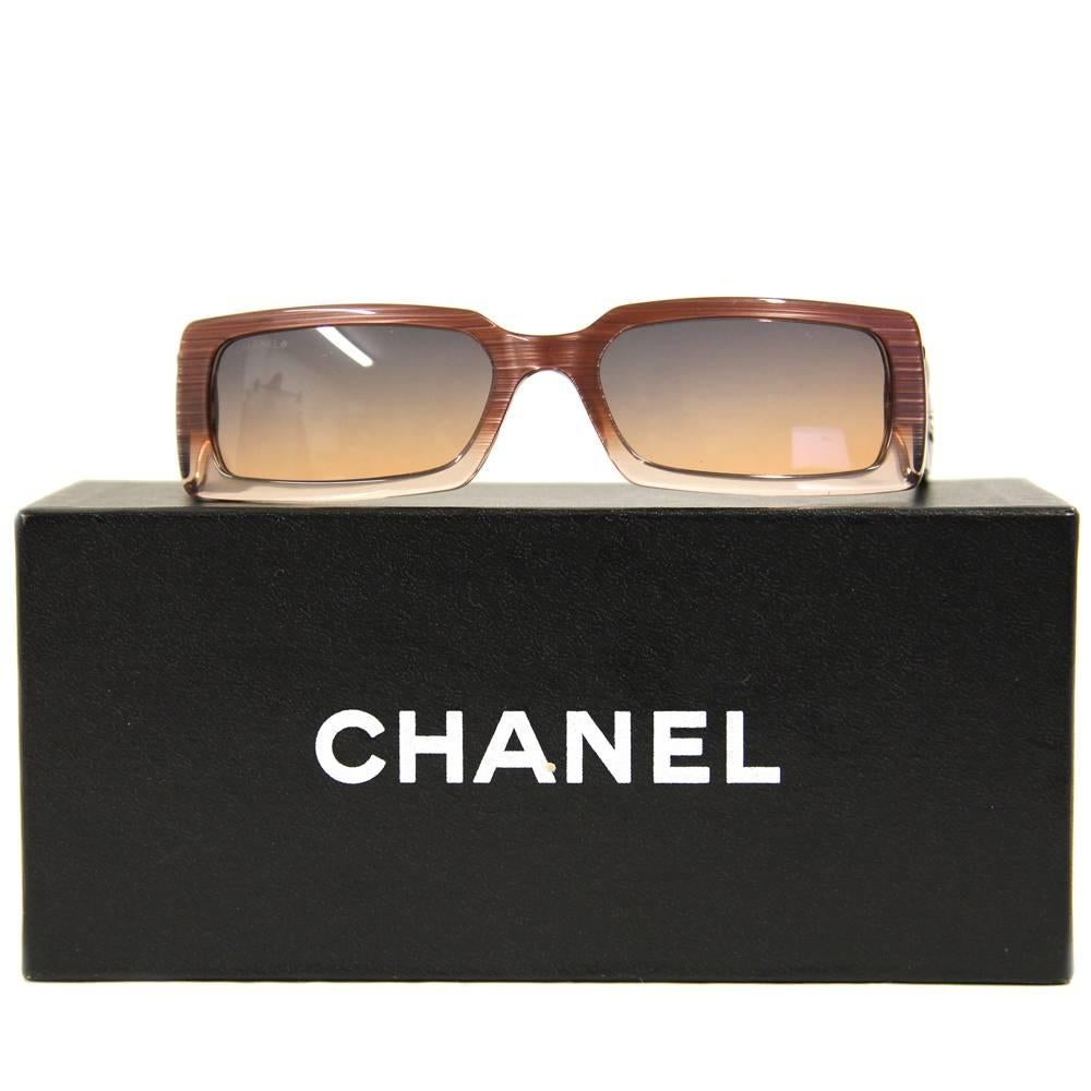 Women's 2000s Chanel Pearl Brown Pvc Sunglasses