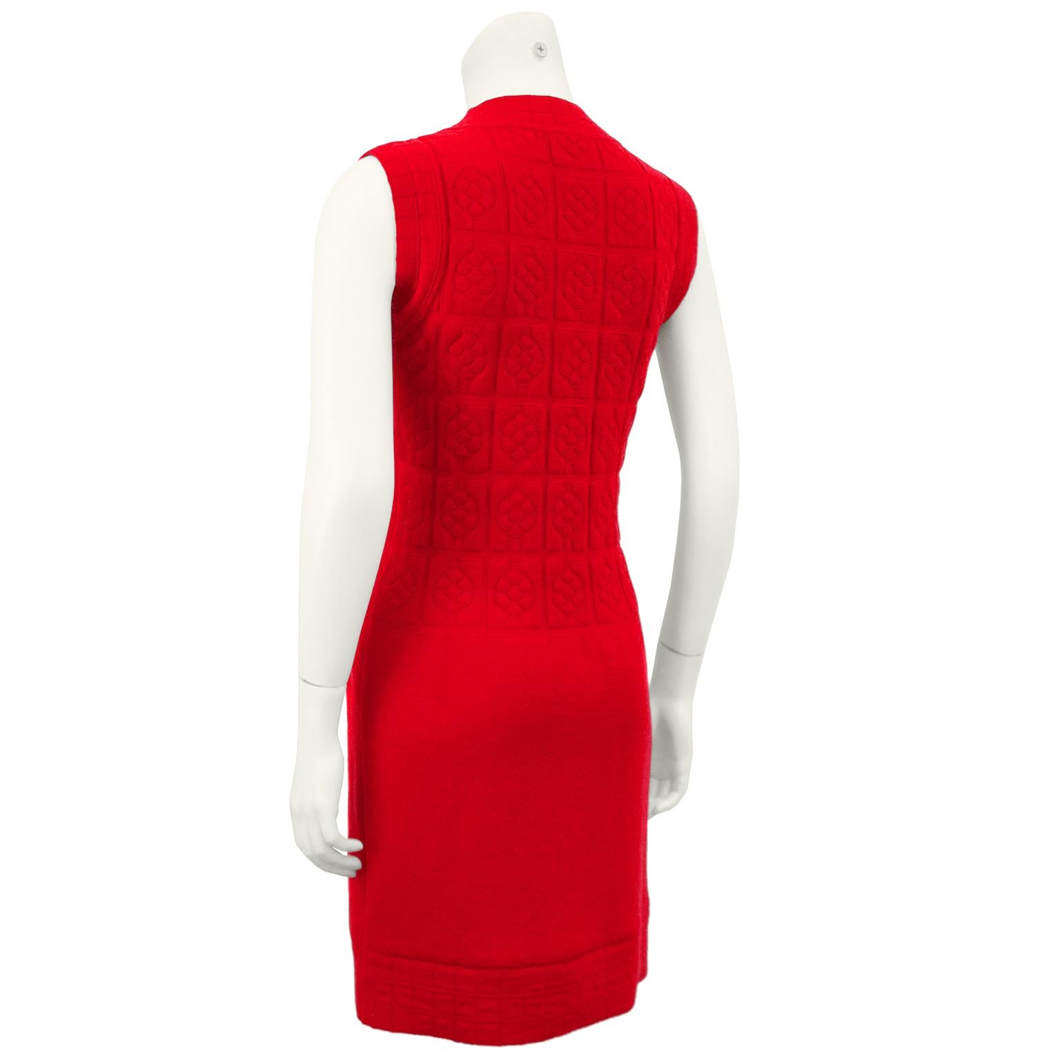 Rosso Abito senza maniche in maglia rossa Chanel anni 2000 in vendita