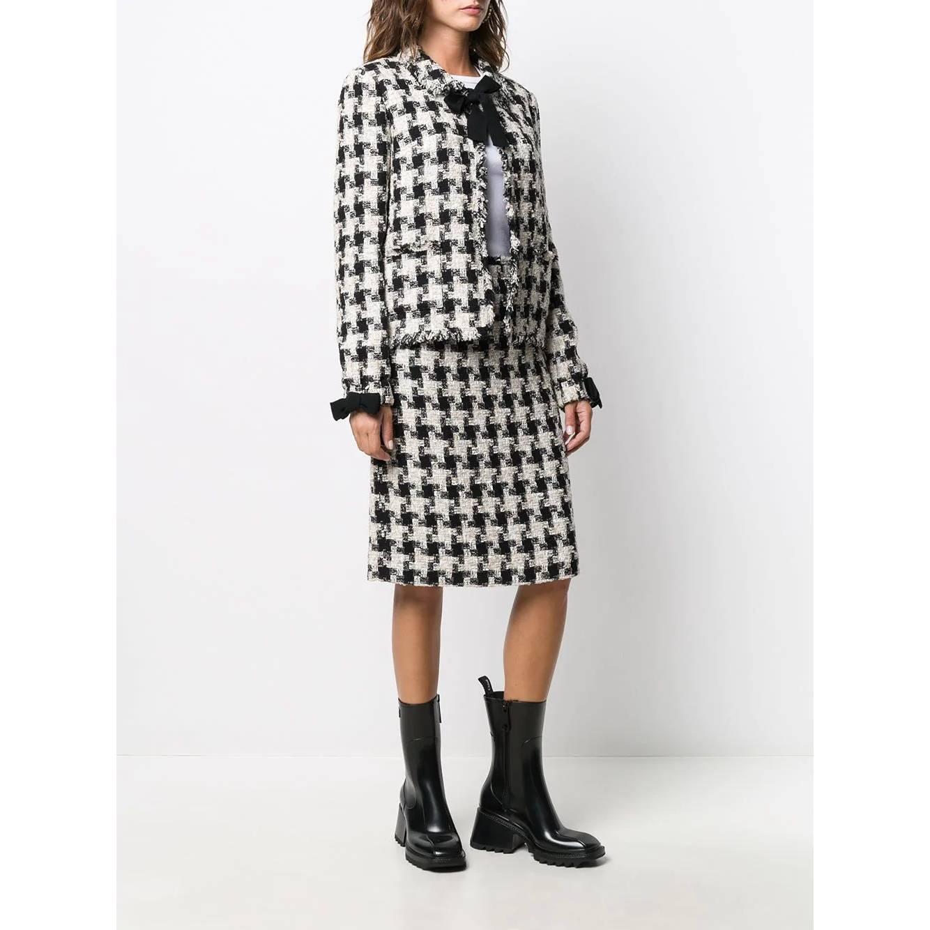 Gray 2000s Chanel Tweed Skirt Suit