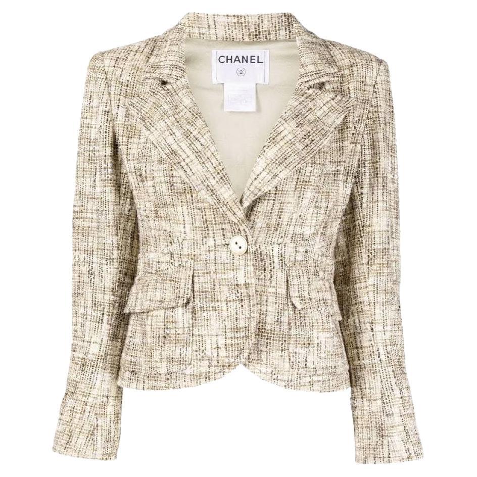 2000s Chanel Vintage beige bouclè fitted jacket with brown and white inserts