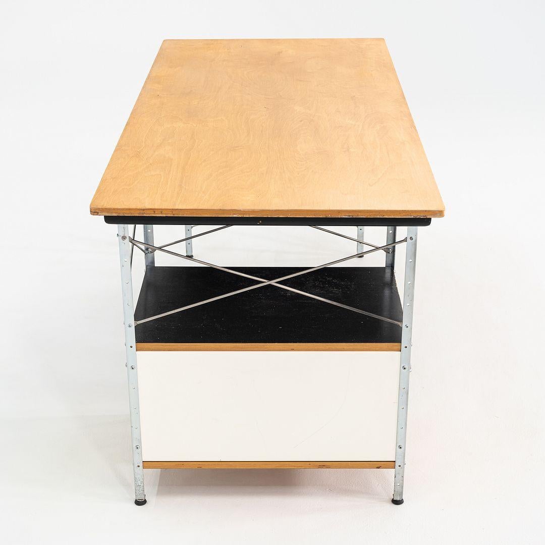 Moderne Bureau multicolore des années 2000 Charles and Ray Eames for Herman Miller EDU en vente