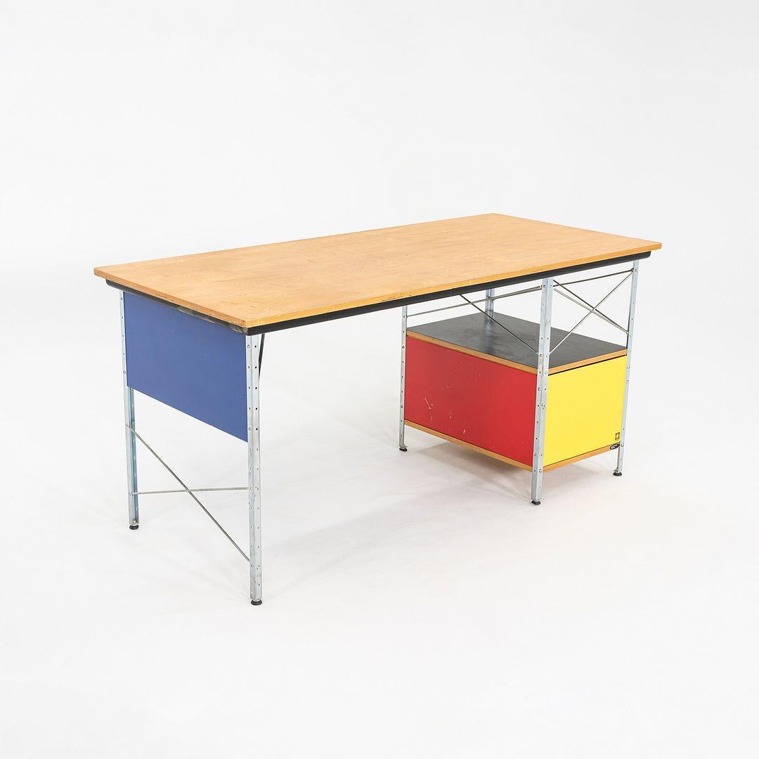 XXIe siècle et contemporain Bureau multicolore des années 2000 Charles and Ray Eames for Herman Miller EDU en vente