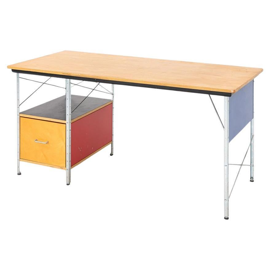 Bureau multicolore des années 2000 Charles and Ray Eames for Herman Miller EDU