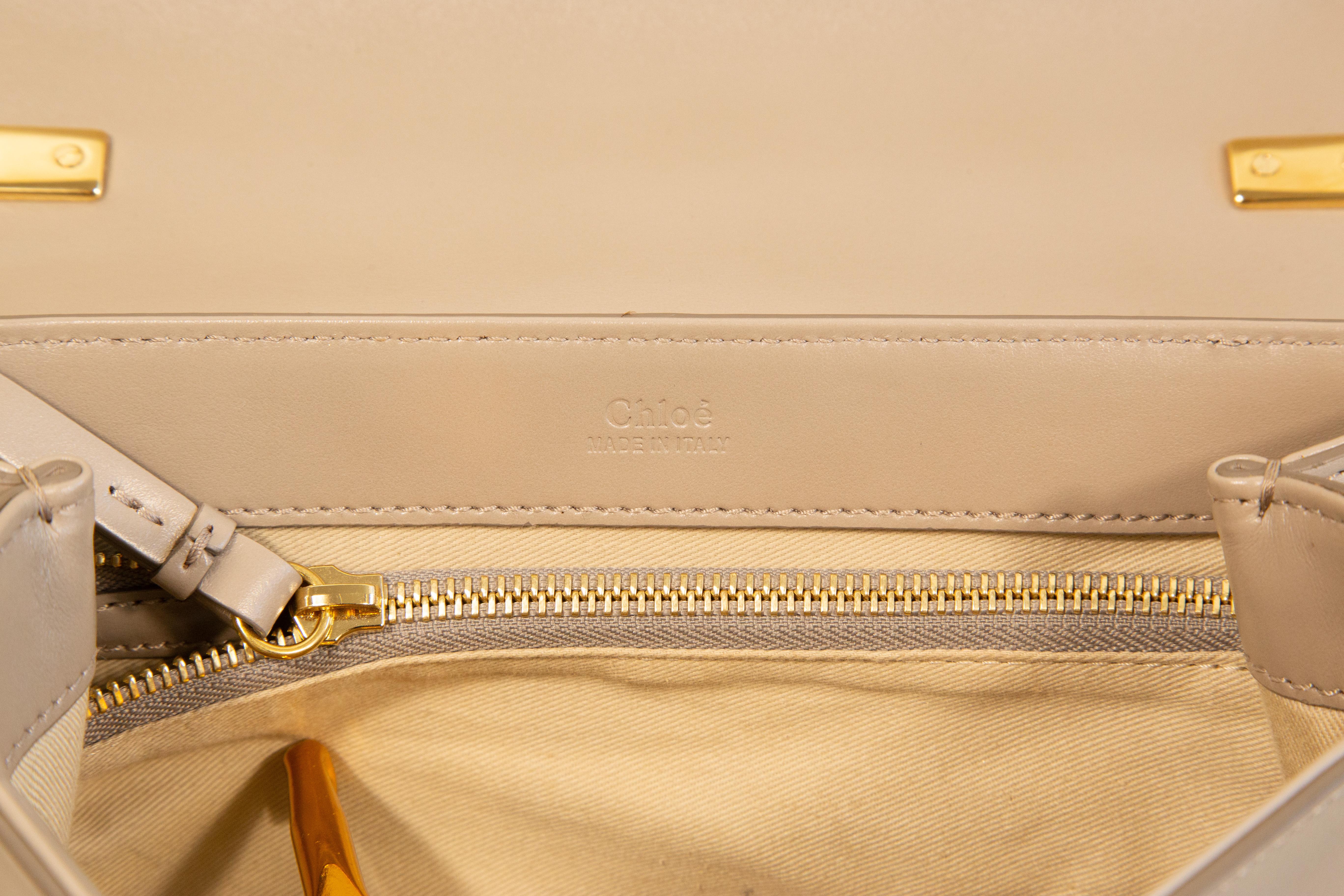 2000s Chloe C 2 Way Bag in Beige Leather For Sale 8