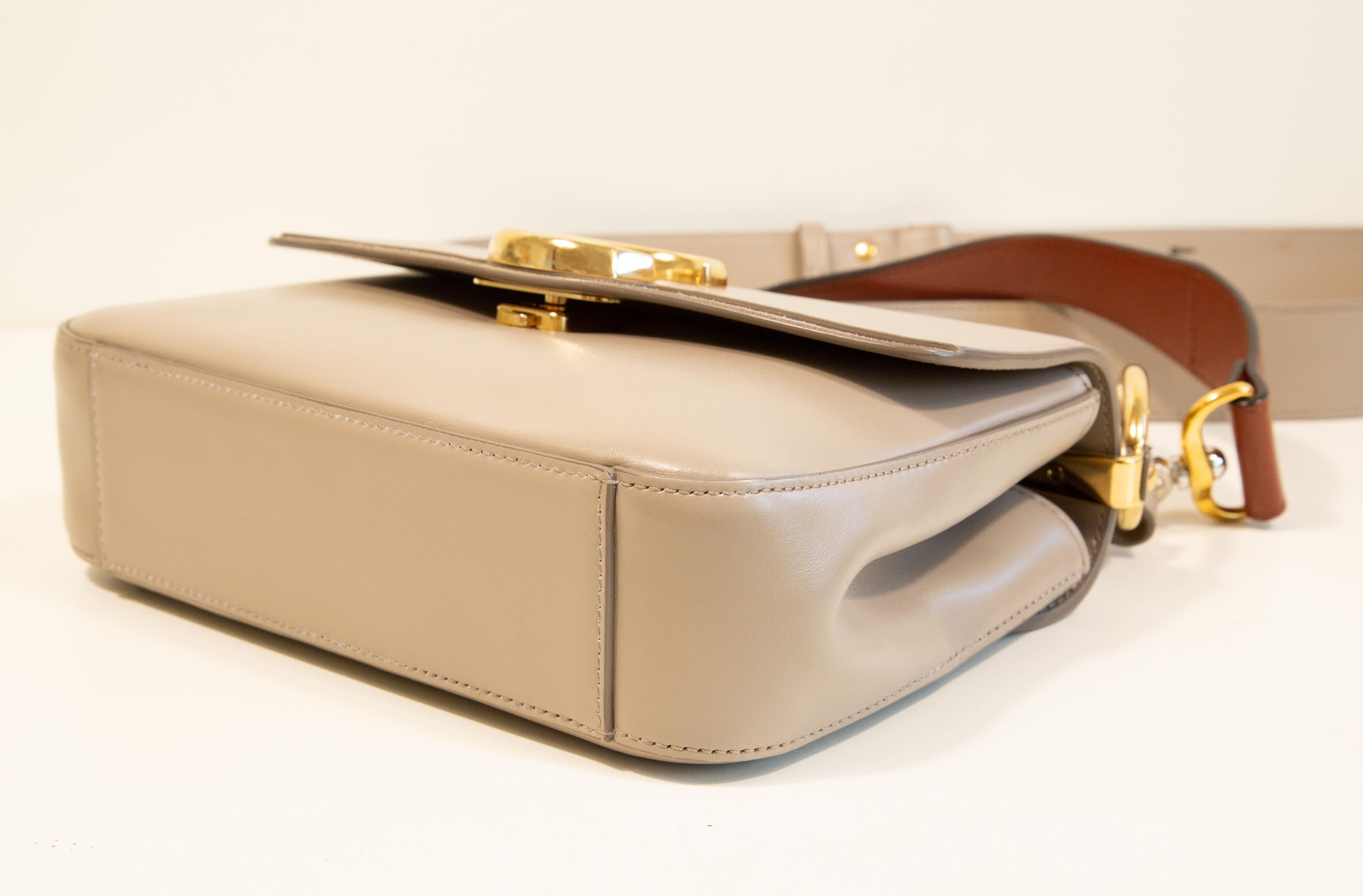 2000s Chloe C 2 Way Bag in Beige Leather For Sale 3