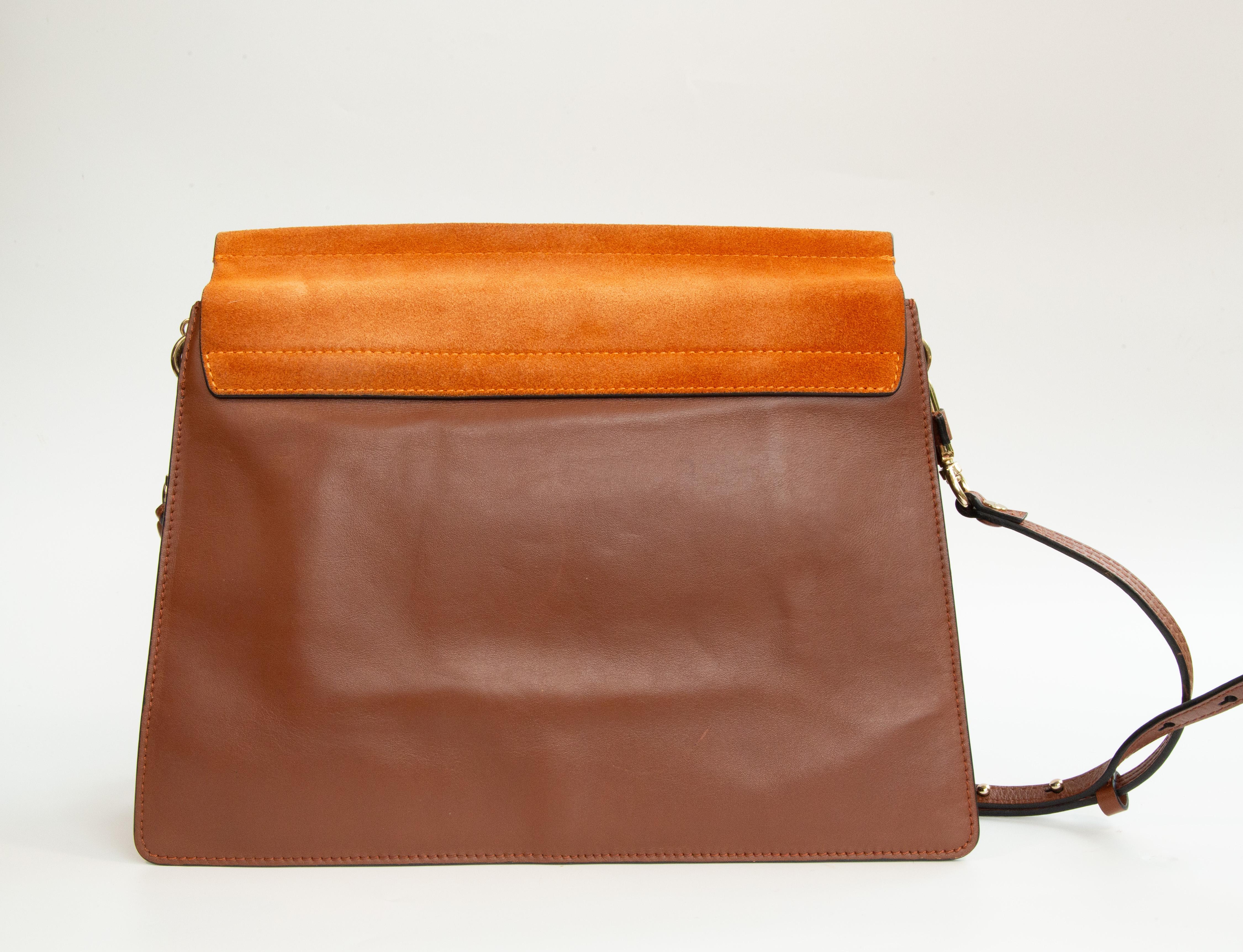 Women's or Men's 2000s Chloé Faye Brown Leather Shoulder Bag For Sale