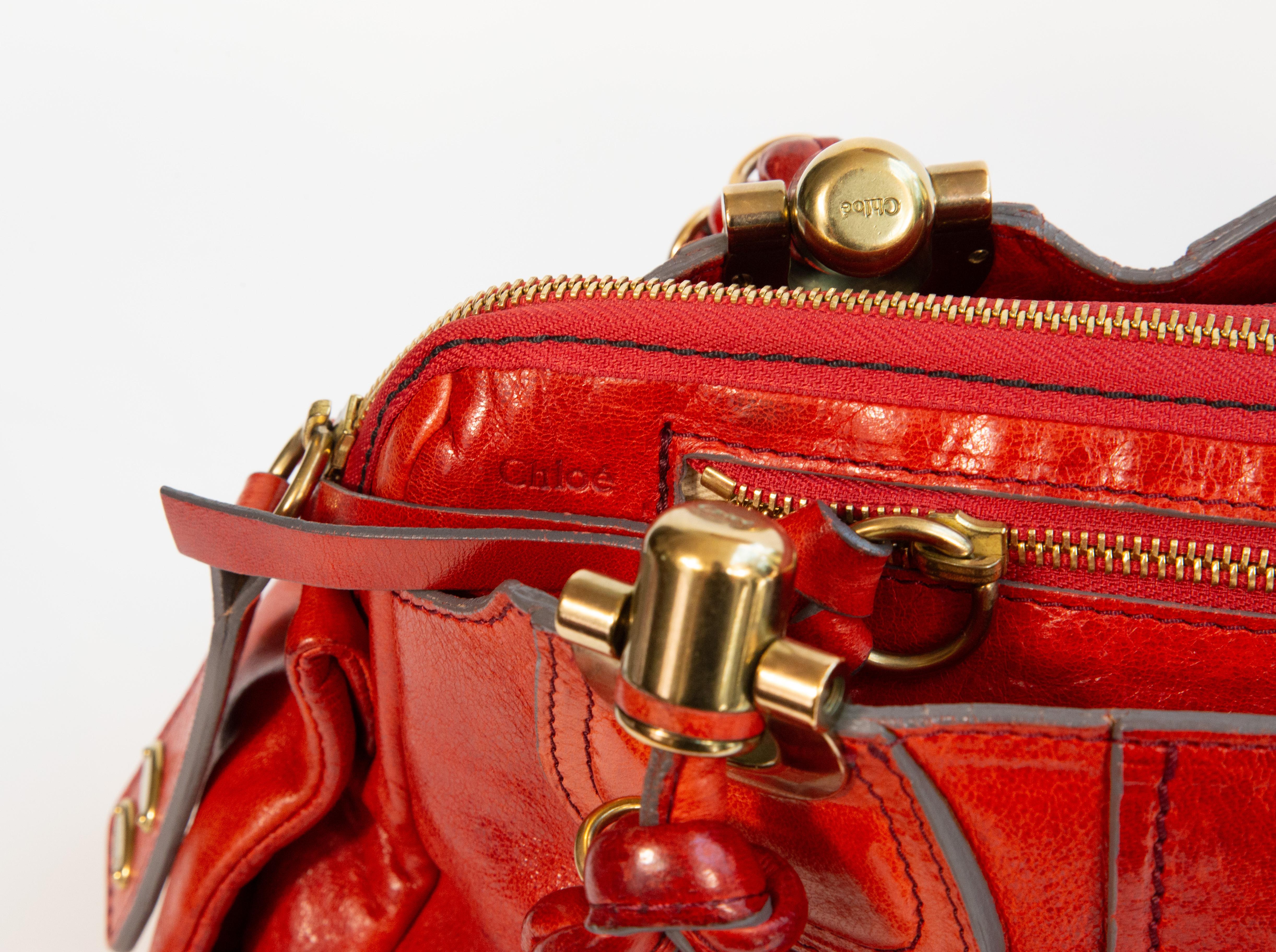 2000er Chloe Heloise Rote Leder-Umhängetasche im Angebot 8