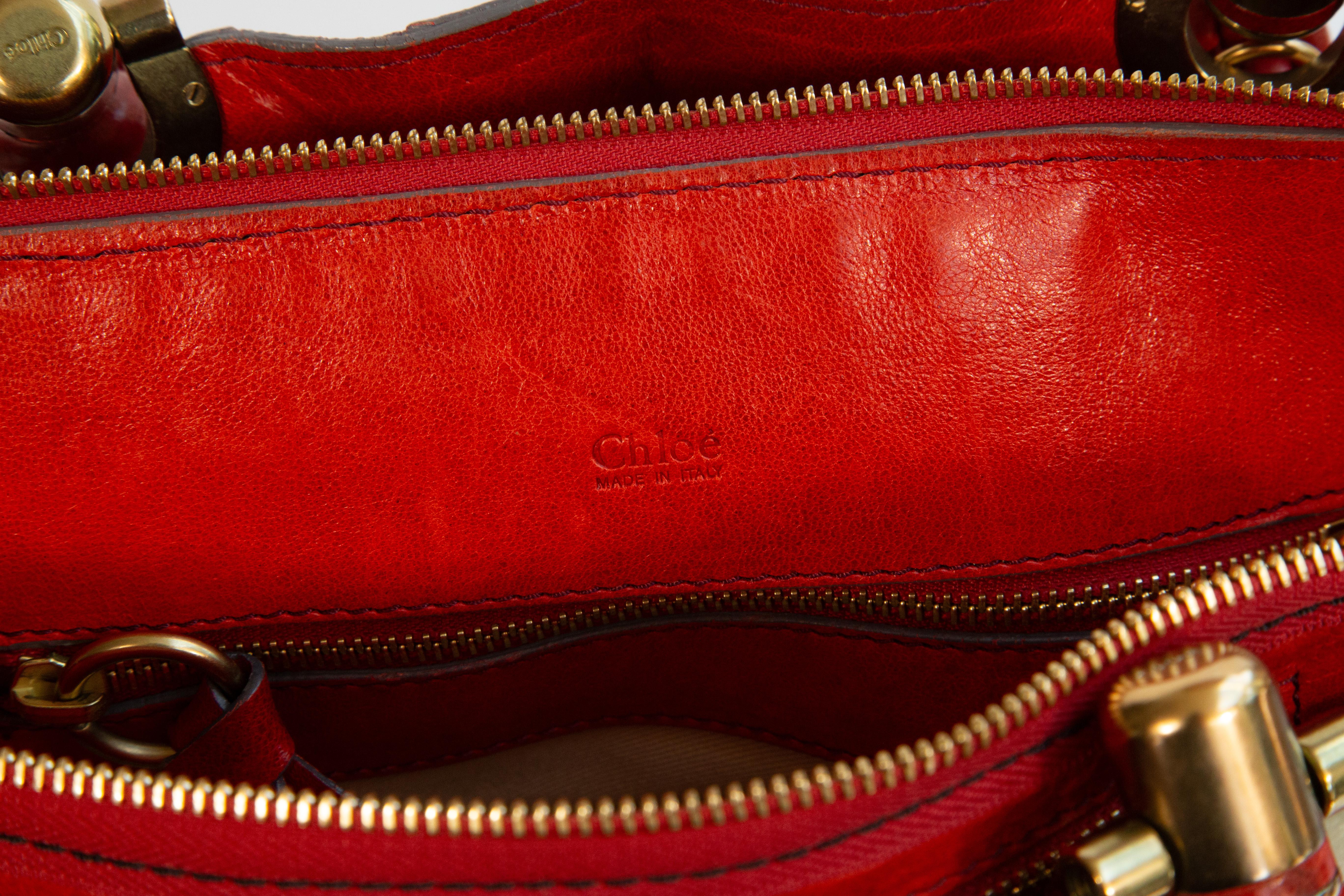 2000er Chloe Heloise Rote Leder-Umhängetasche im Angebot 15